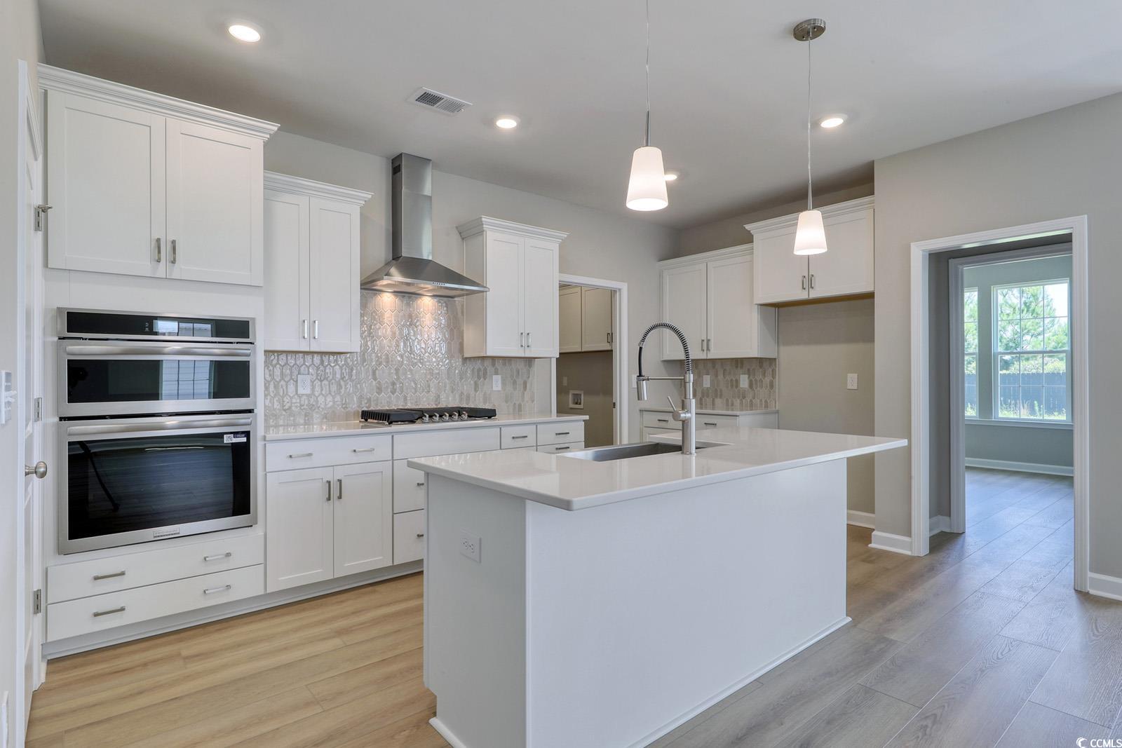 1051 Laconic Dr. Property Photo 10