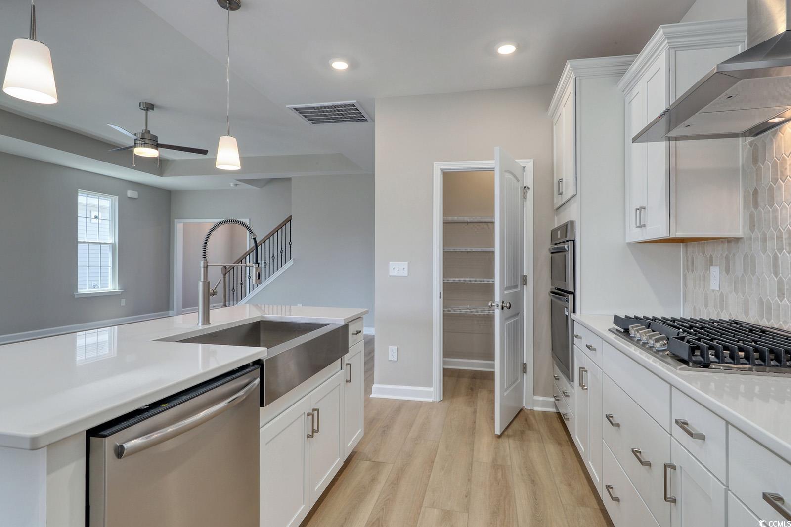 1051 Laconic Dr. Property Photo 13