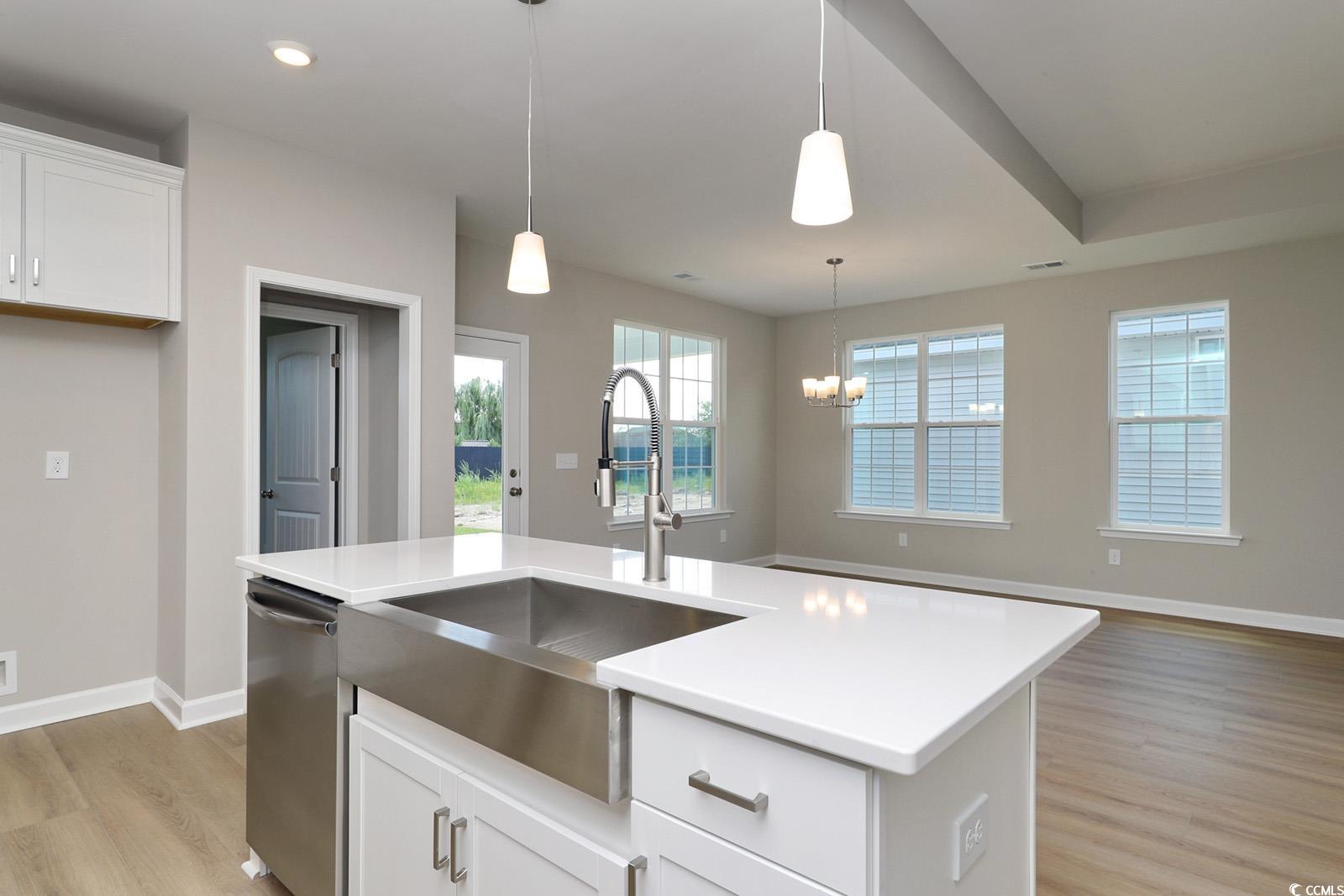 1051 Laconic Dr. Property Photo 14