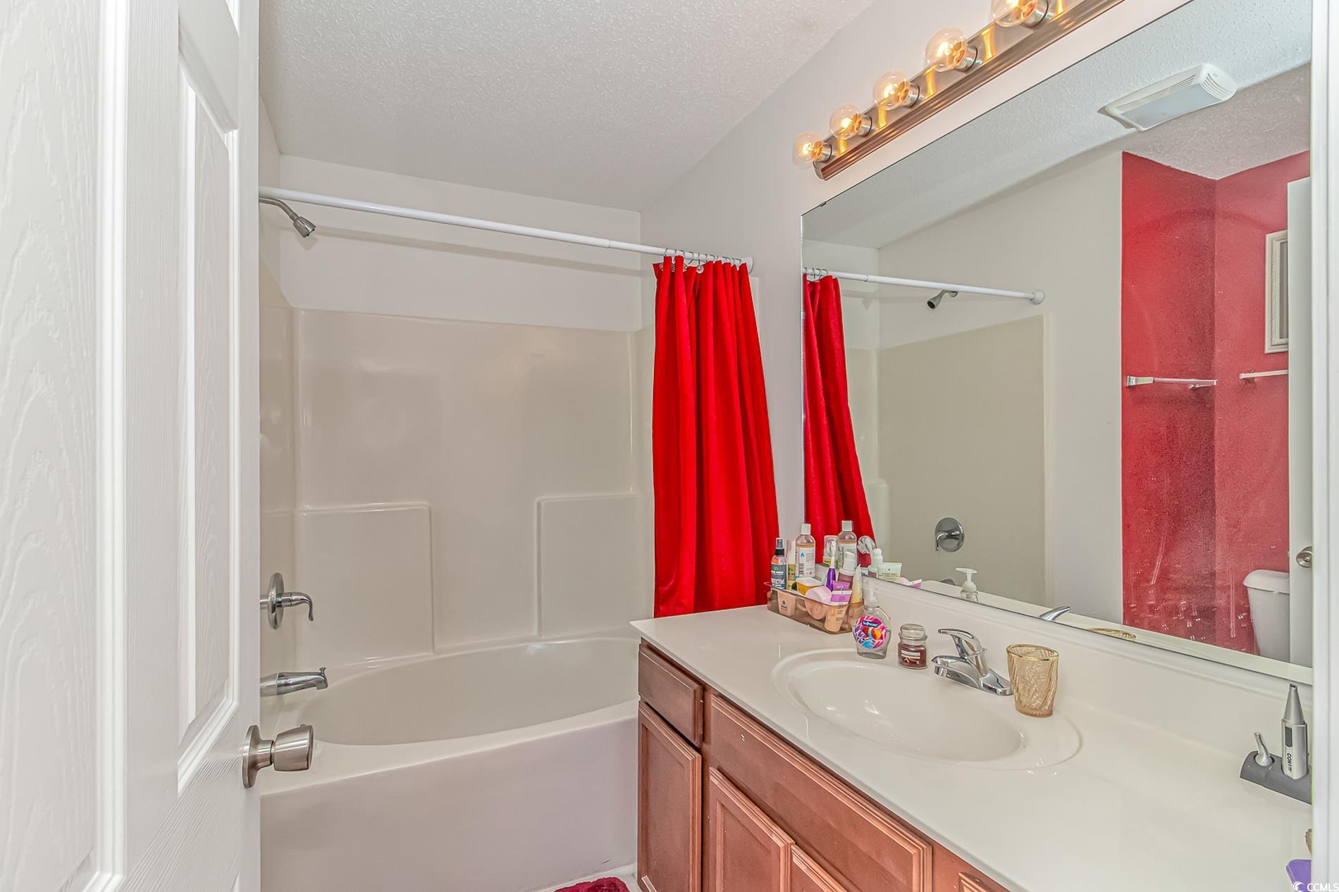 4913 Twin Pond Ct. Property Photo 11