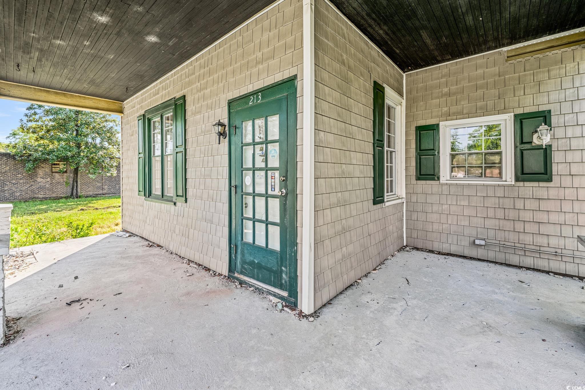 213 Dozier St. Property Photo 13