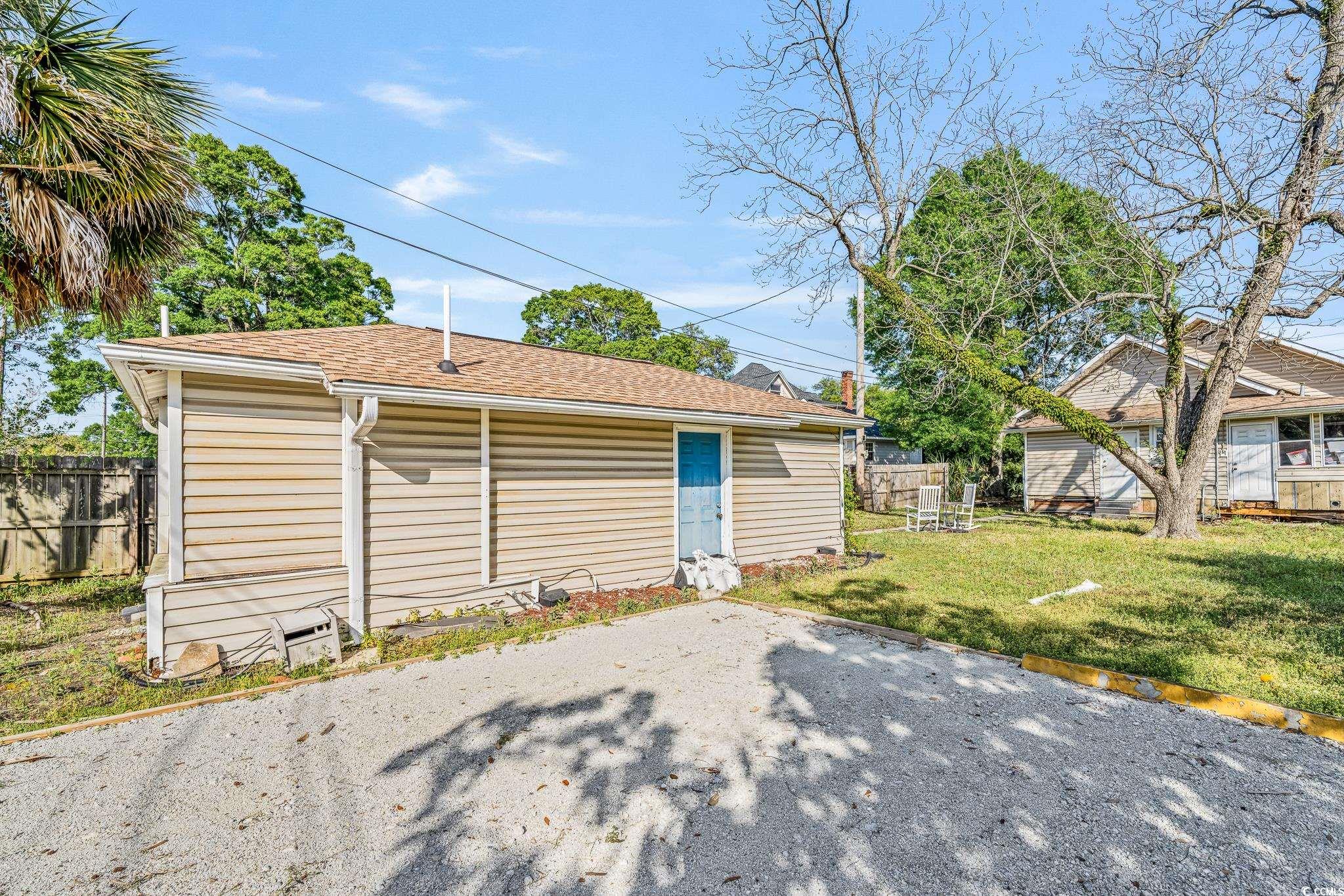 213 Dozier St. Property Photo 23