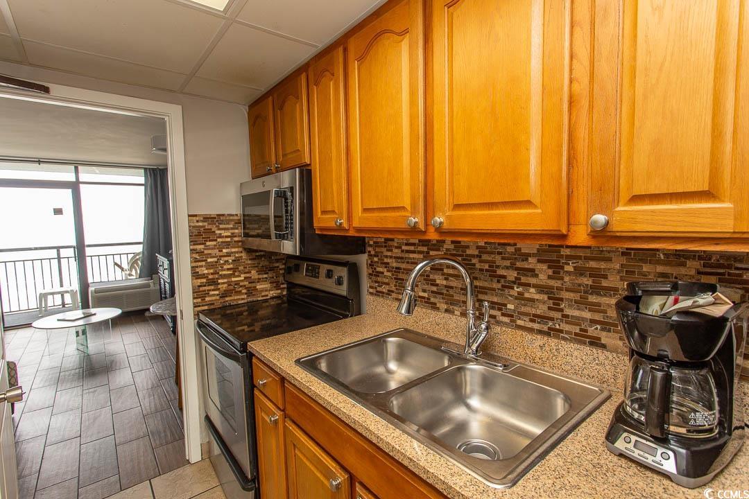 6804 Ocean Blvd. N Property Photo 7