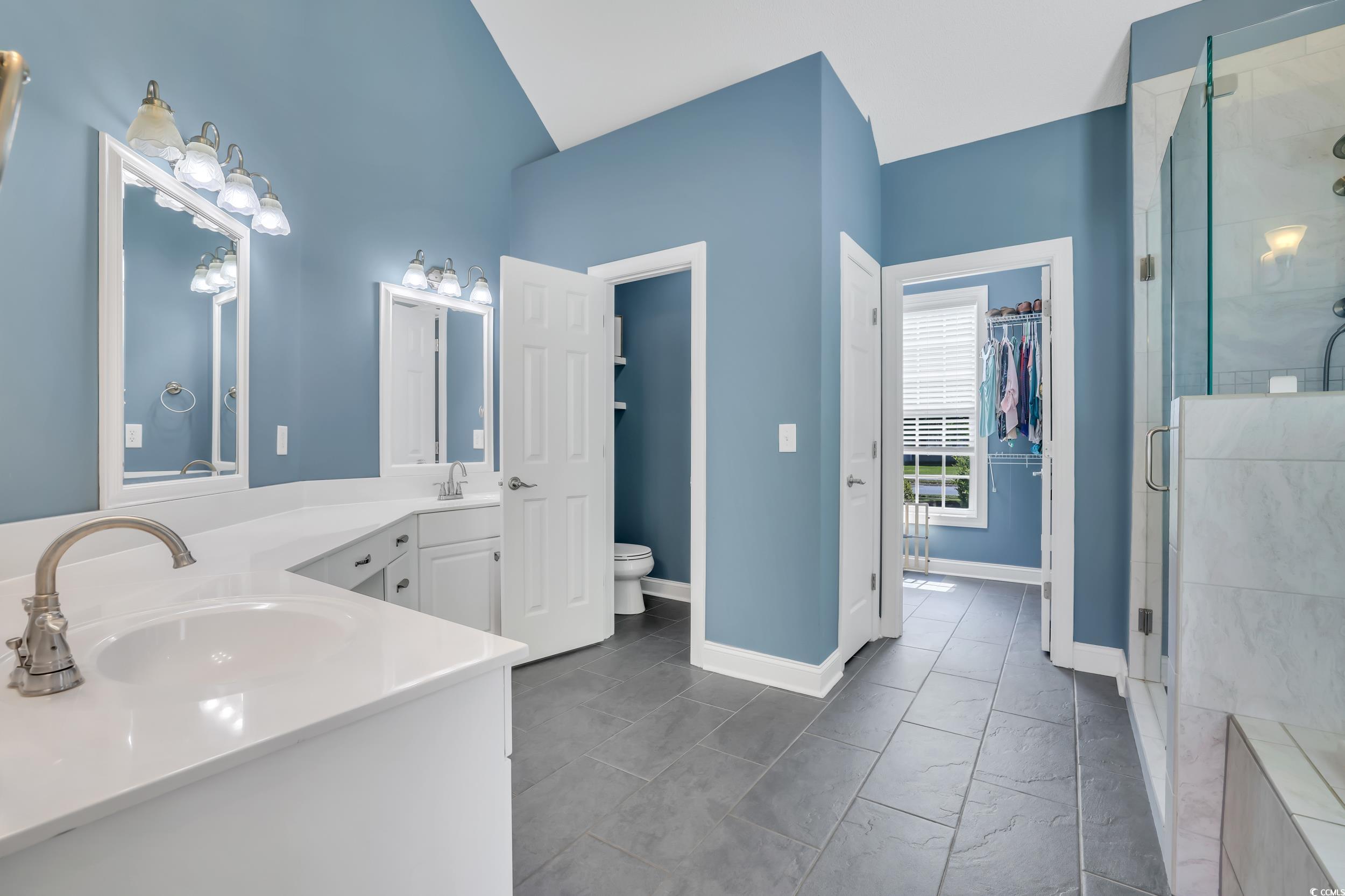 3300 Prioloe Dr. Property Photo 14