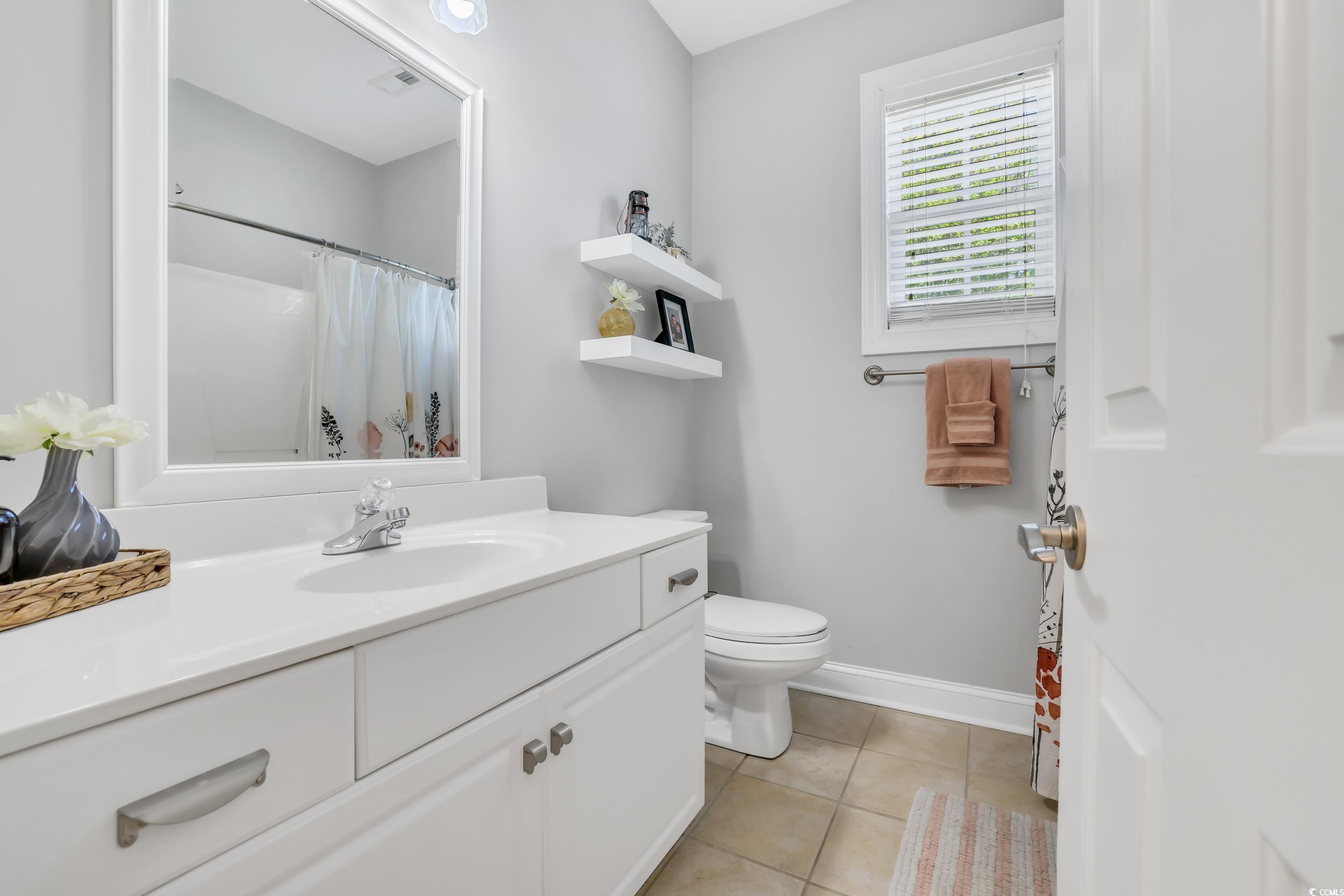 3300 Prioloe Dr. Property Photo 22