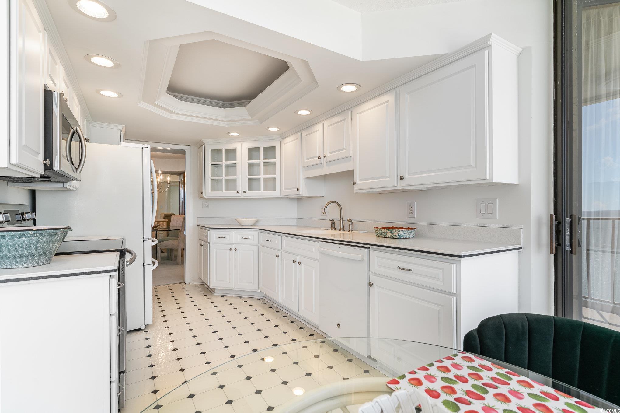 9650 Shore Dr. Property Photo 12