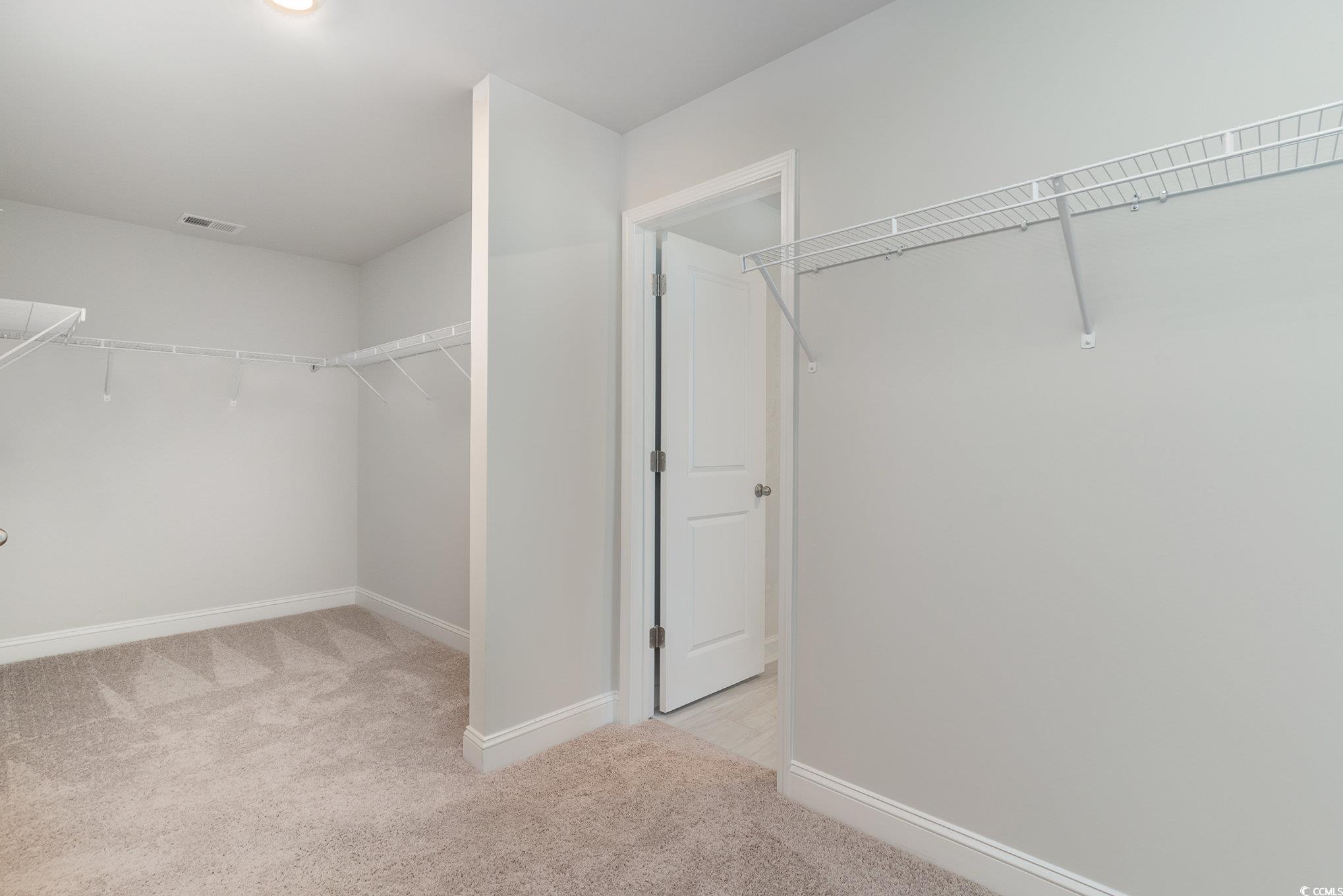 1235 Barrington Way Property Photo 32