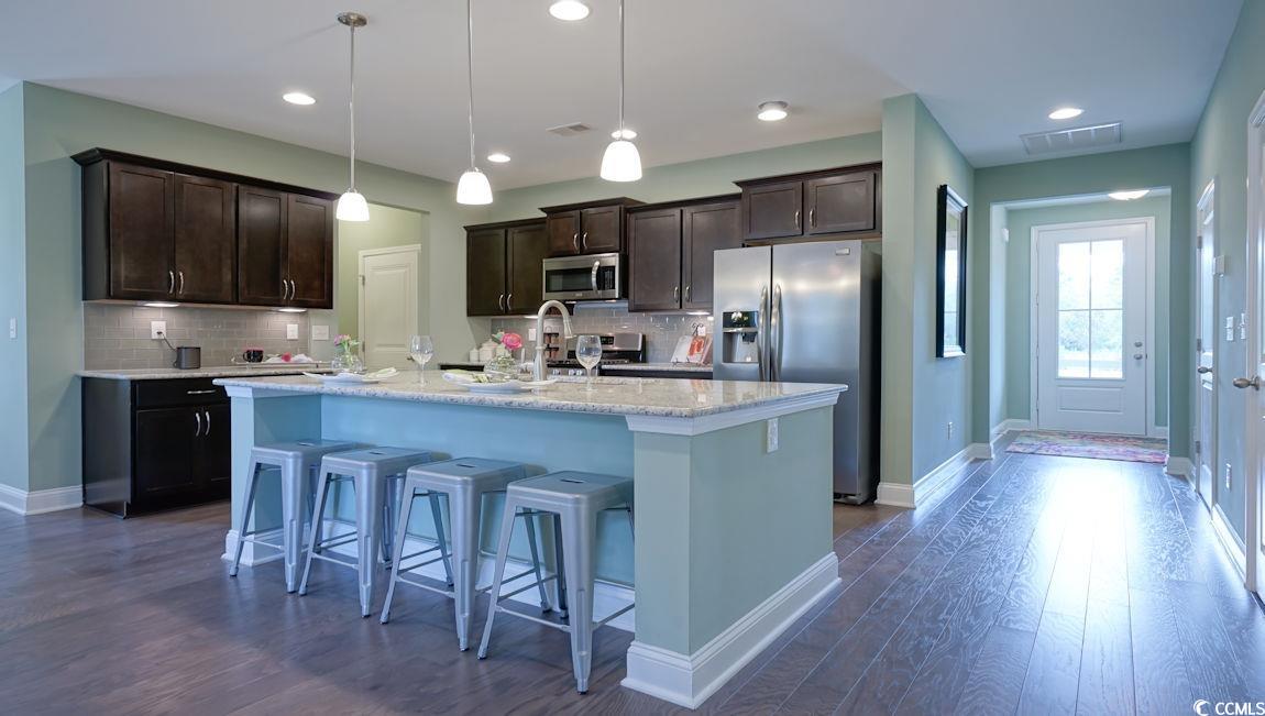 1820 Hardwood Ct. Property Photo 4