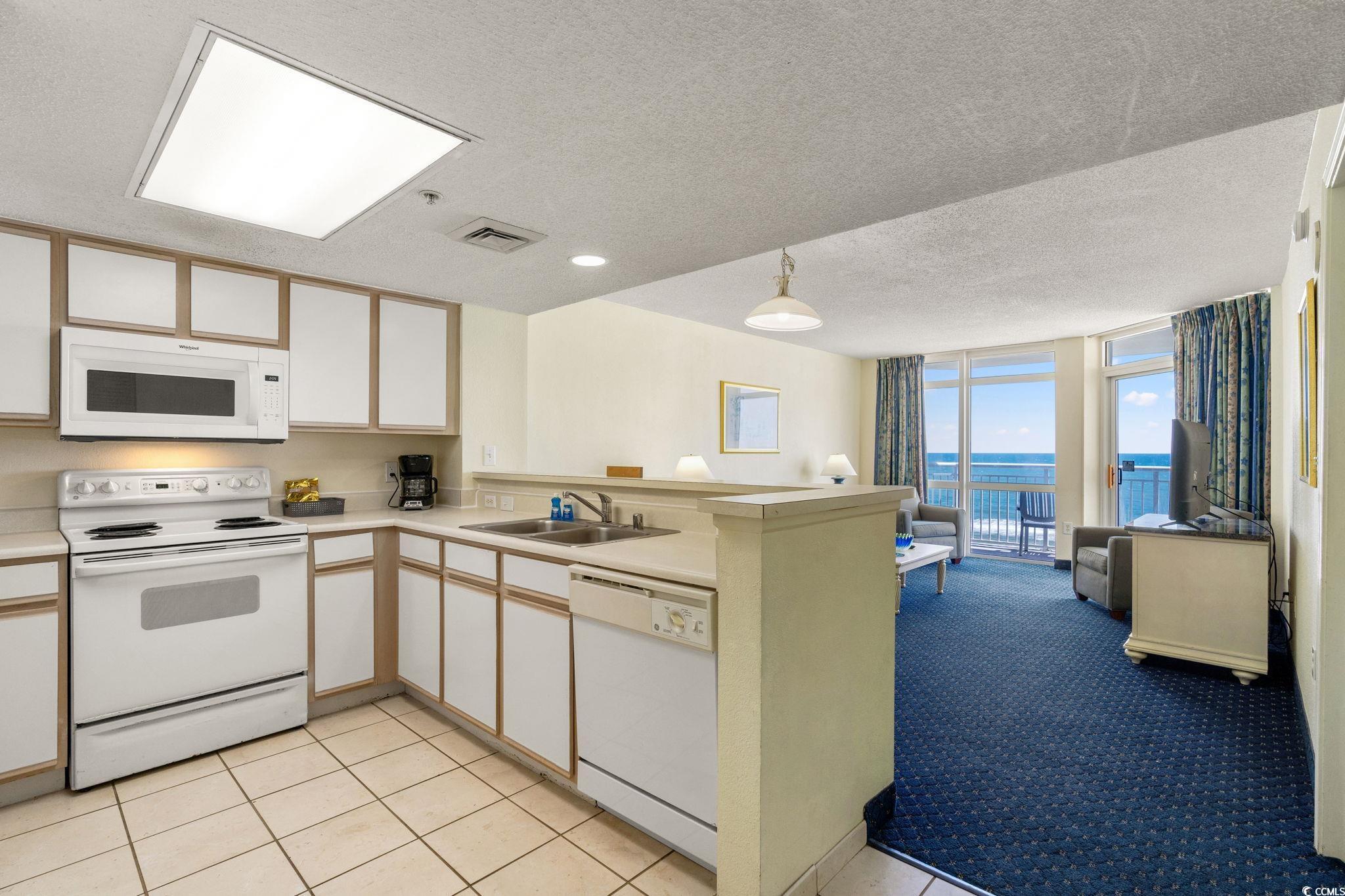 2711 S Ocean Blvd. Property Photo 6