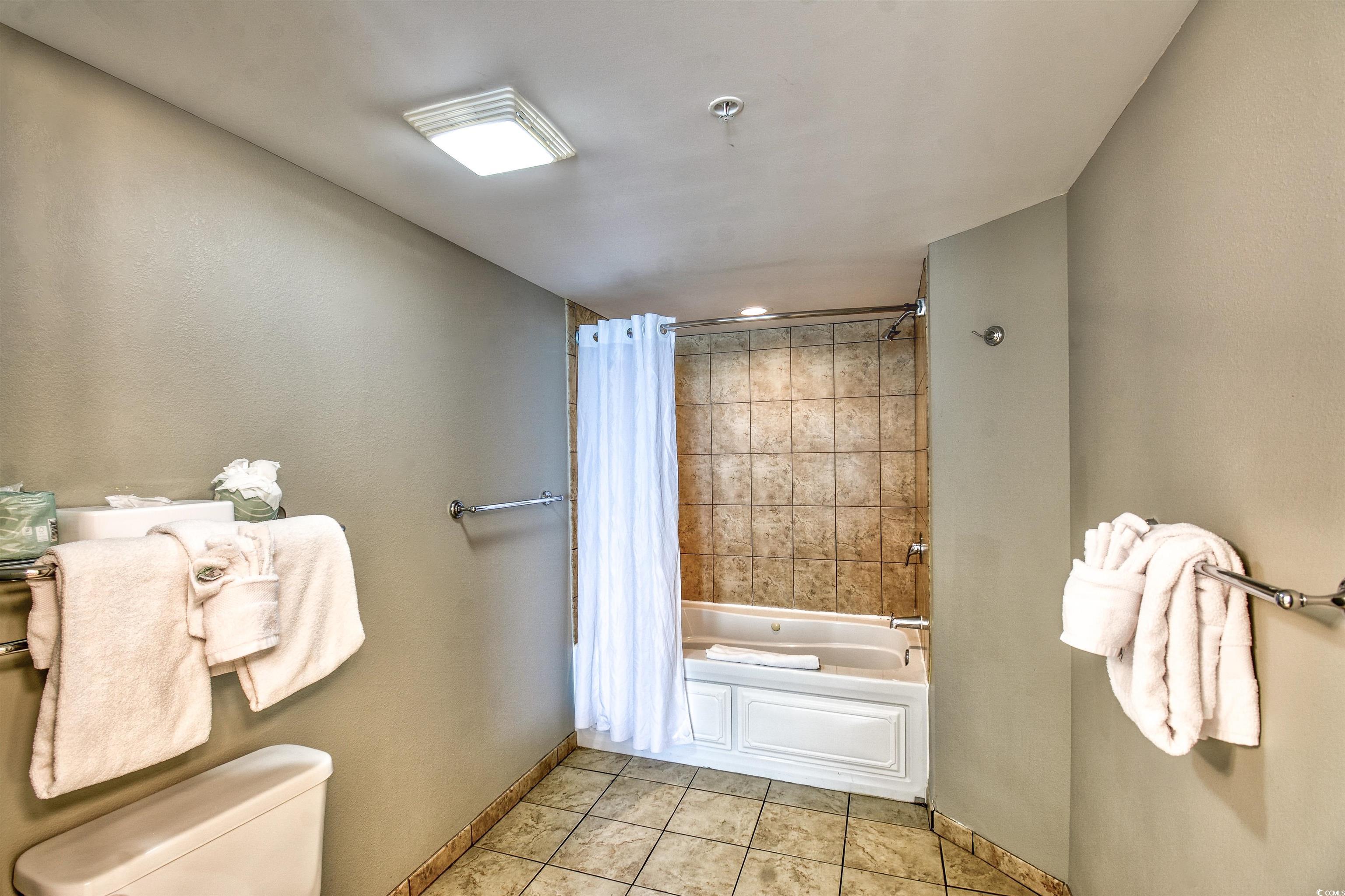 5300 N Ocean Blvd. Property Photo 15