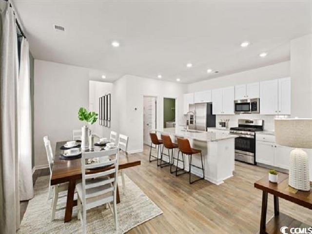 135 Warner Crossing Way Property Photo 6