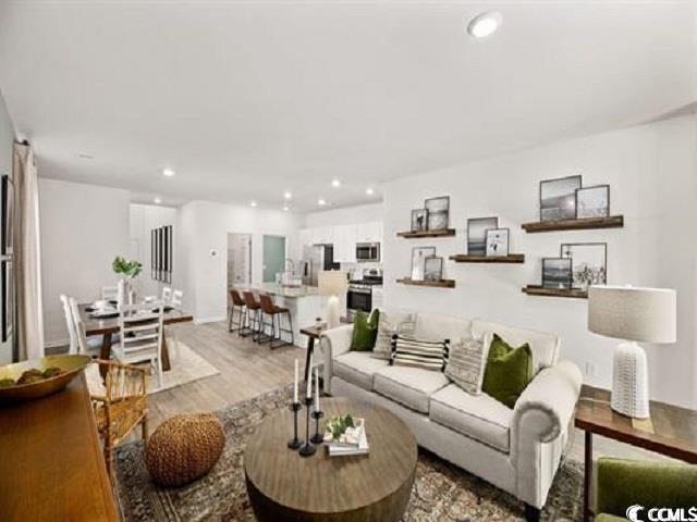 135 Warner Crossing Way Property Photo 10