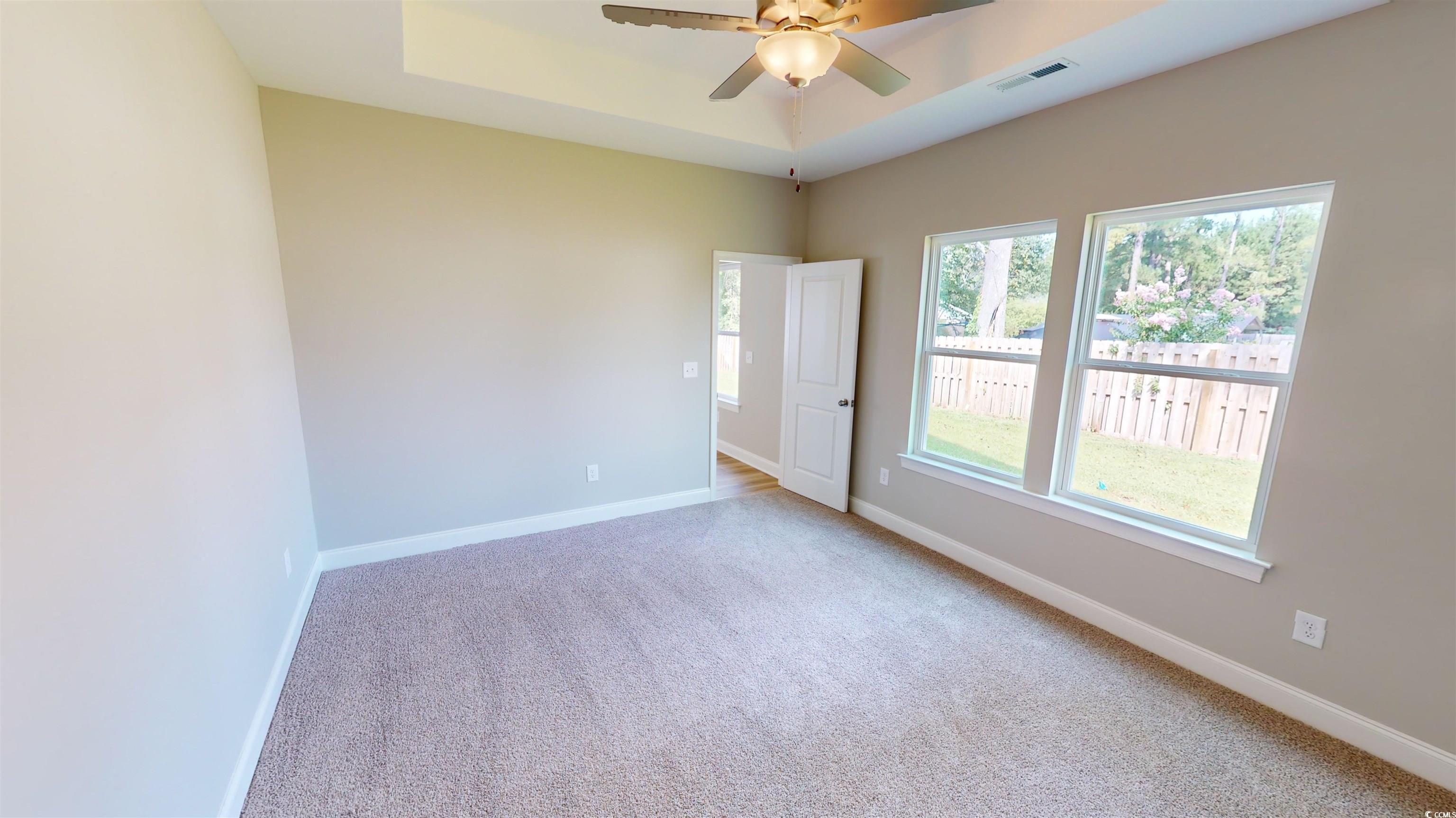 1052 Moen Loop Property Photo 18