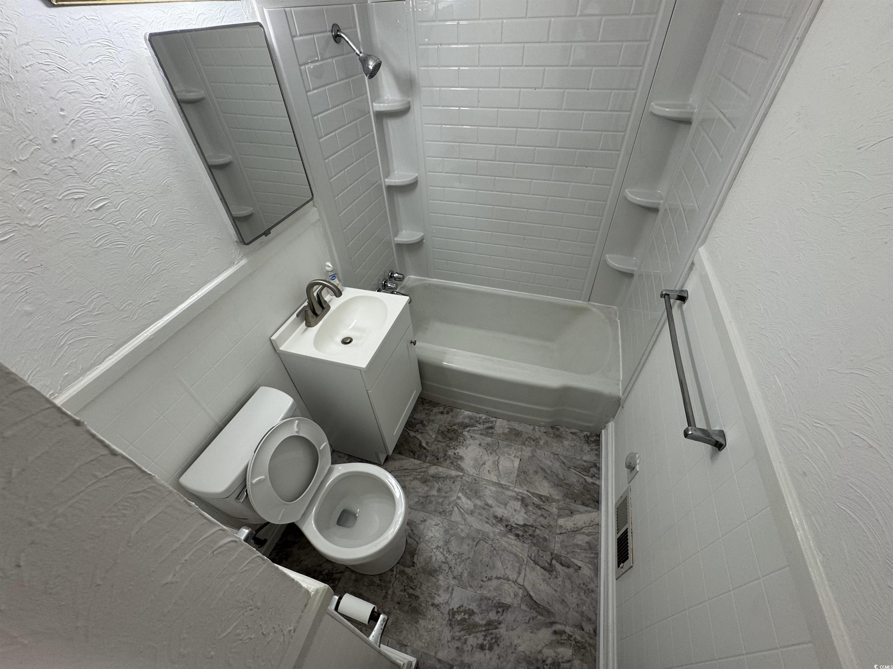 143 Anderson St. Property Photo 13