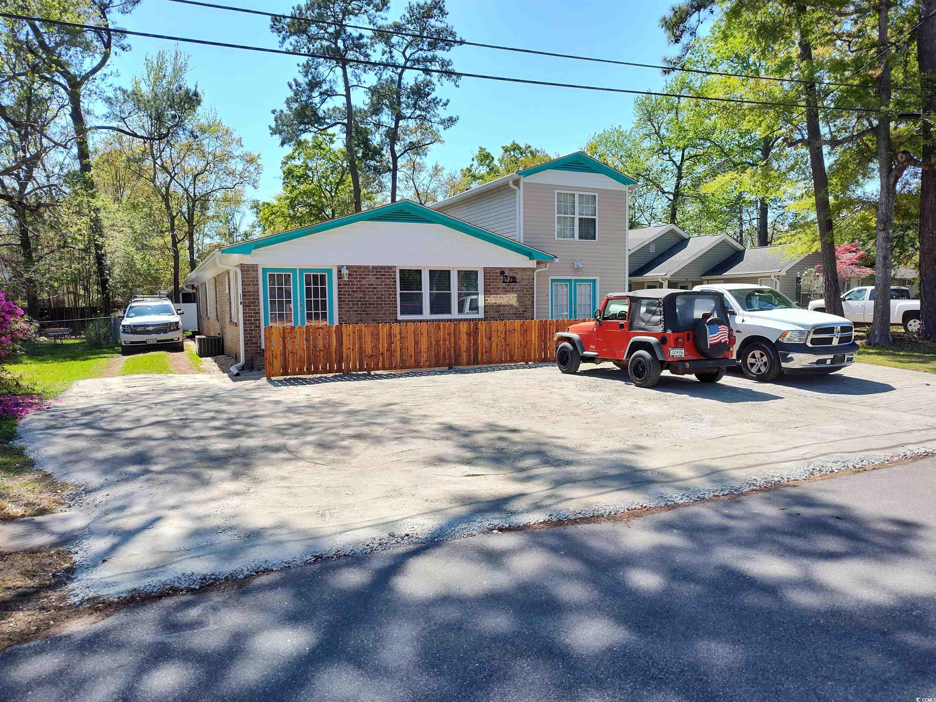 725 Juniper Dr.