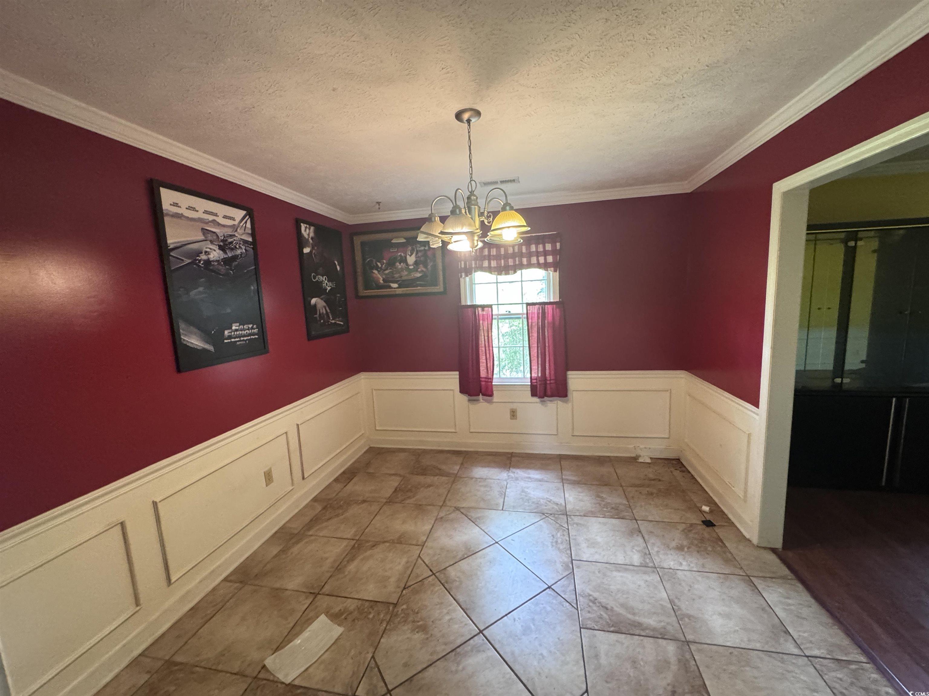 2560 Wise Rd. Property Photo 6