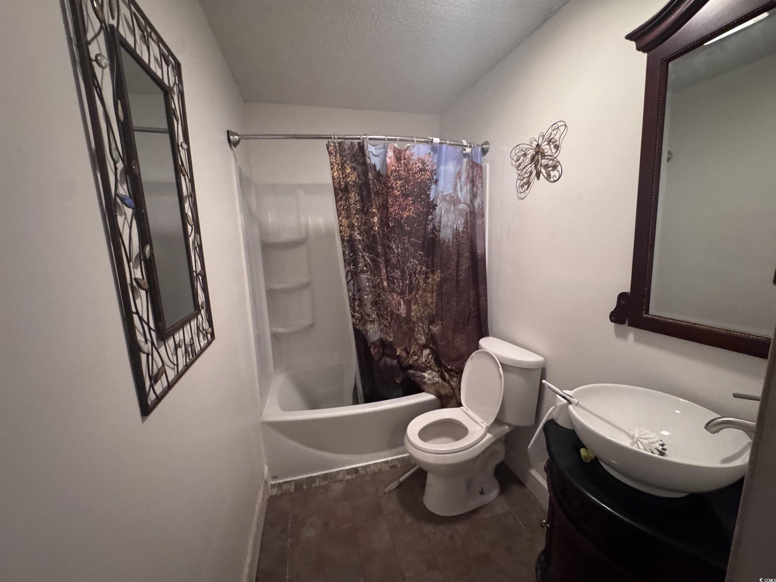 2560 Wise Rd. Property Photo 12