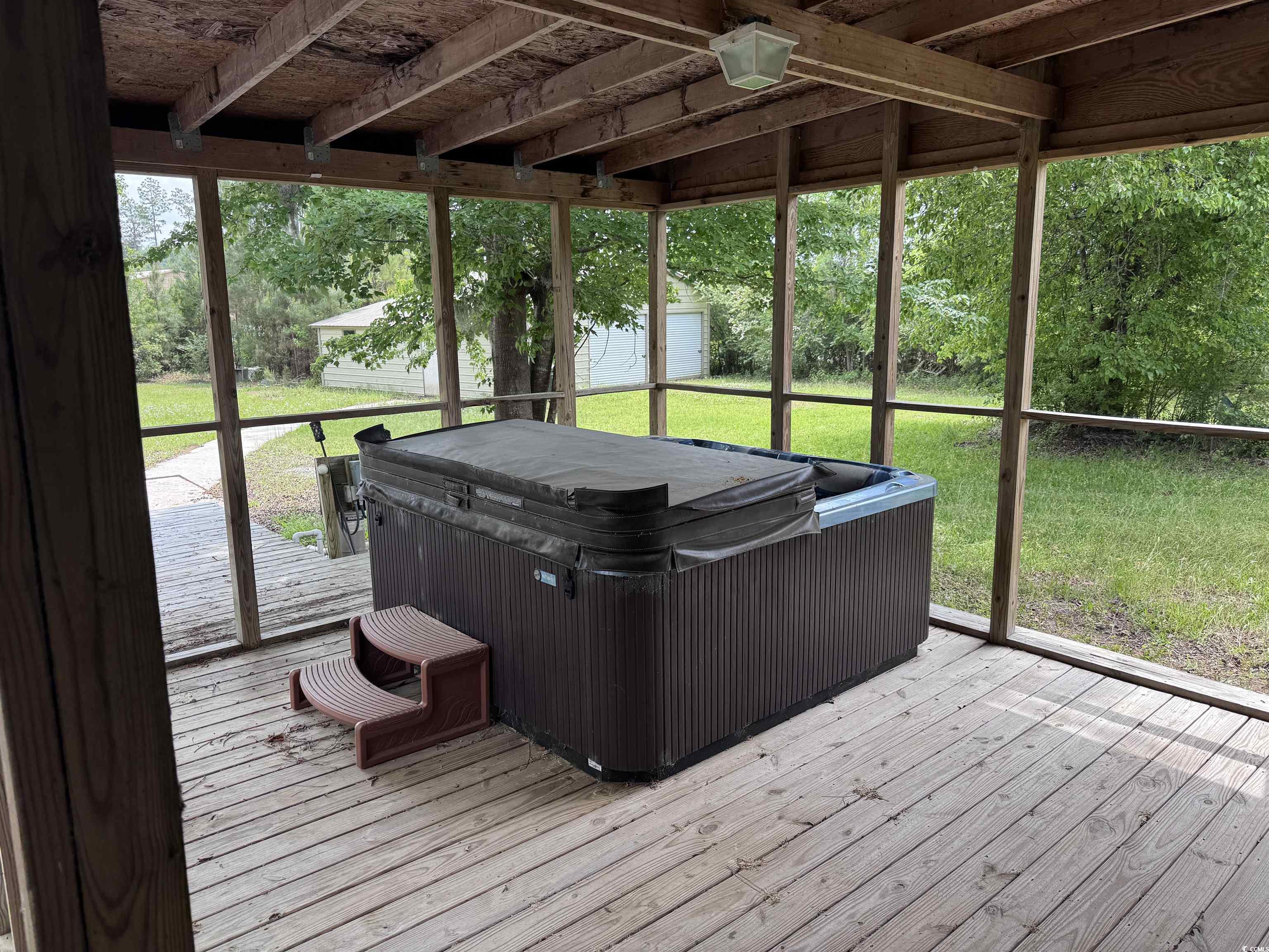 2560 Wise Rd. Property Photo 18