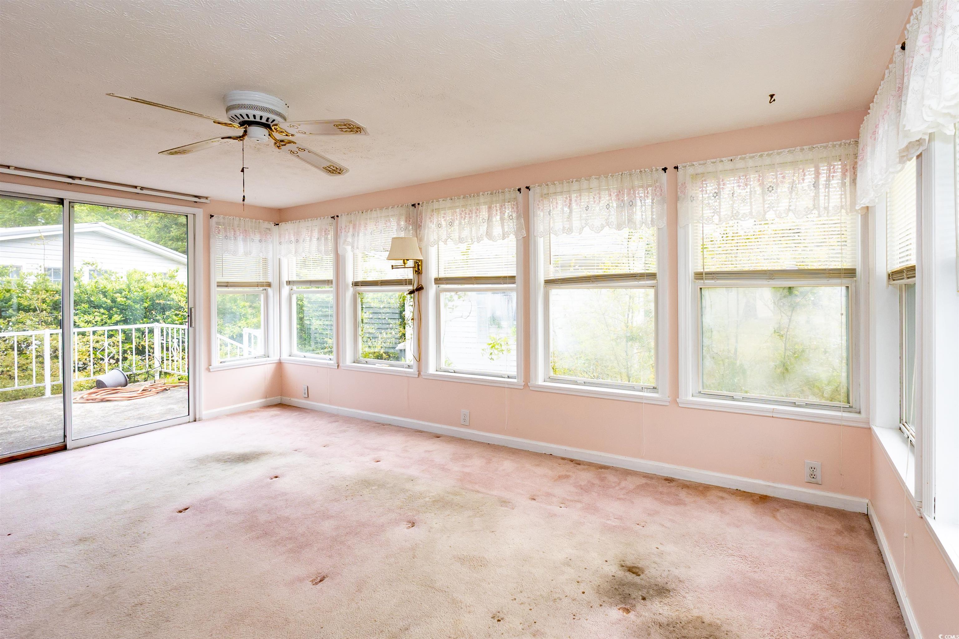835 South Marlin Circle Property Photo 12
