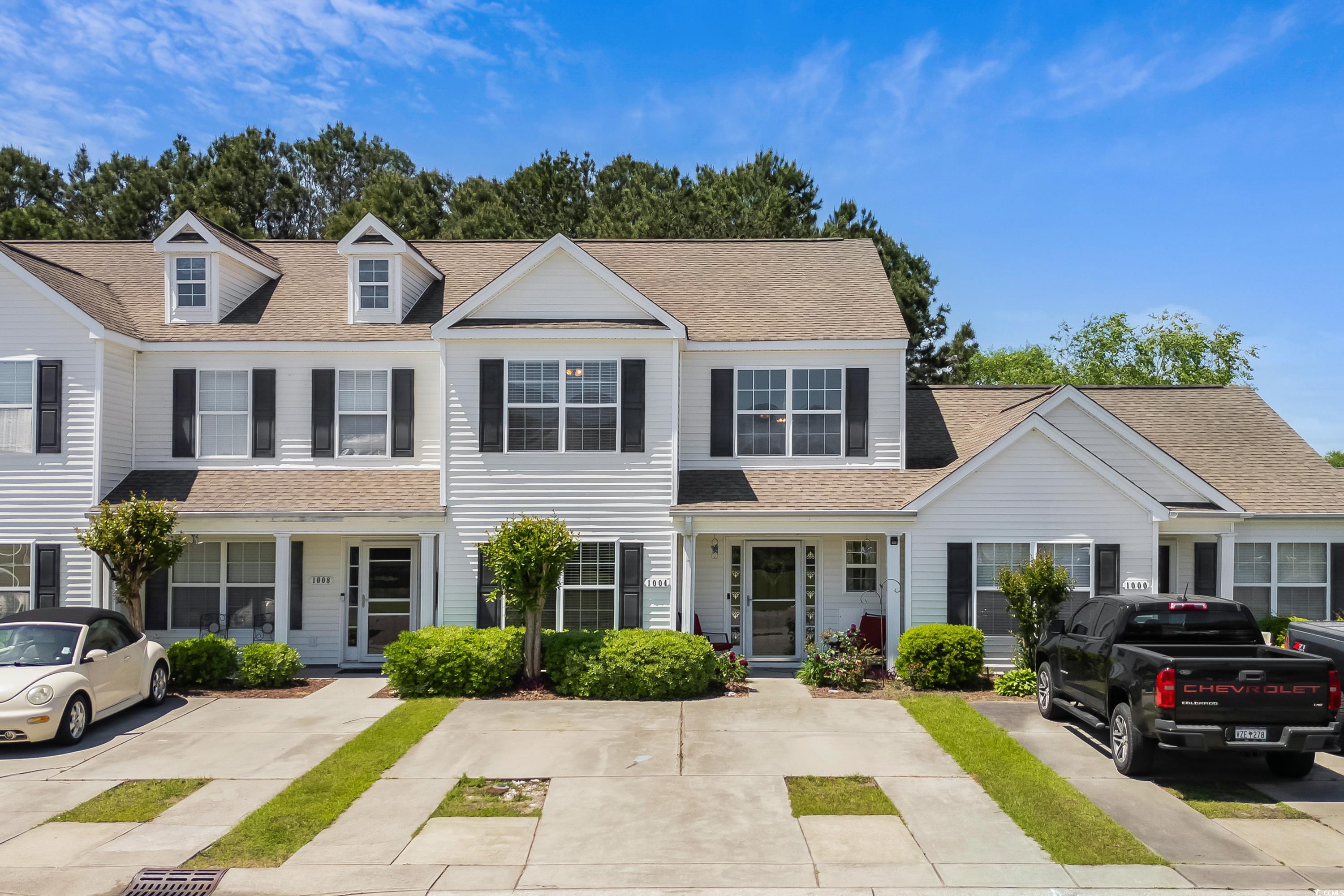 1004 Harvester Circle Property Photo 1