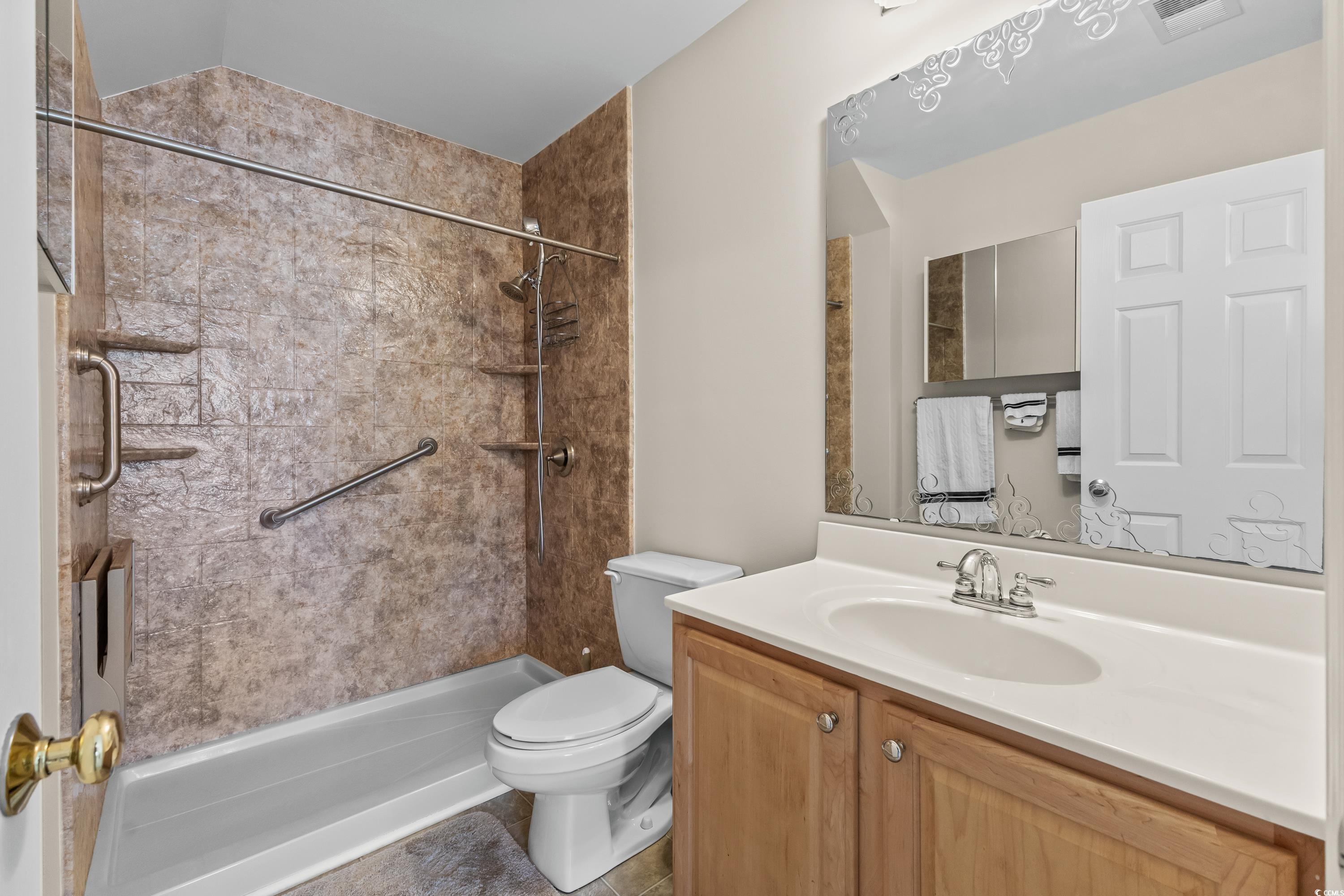 1004 Harvester Circle Property Photo 7
