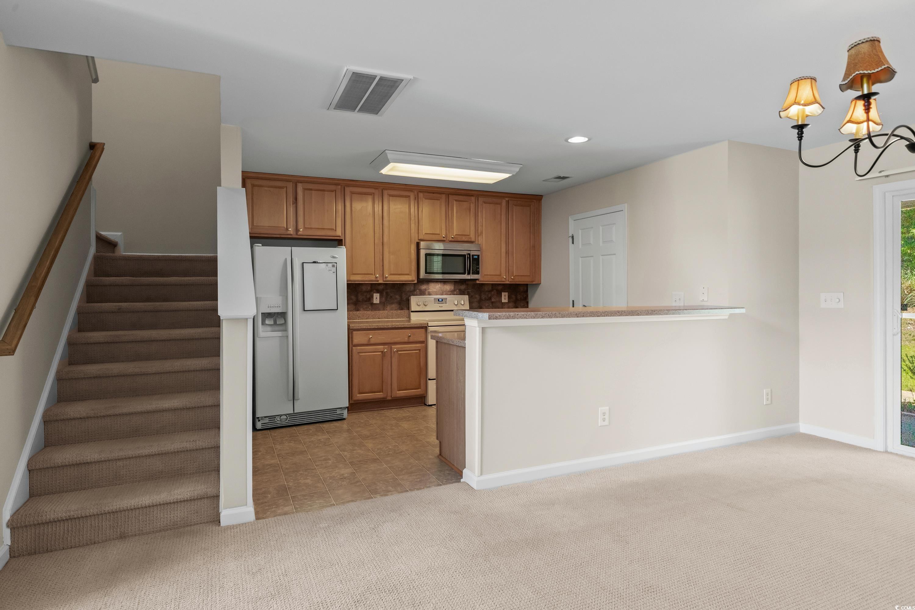 1004 Harvester Circle Property Photo 12