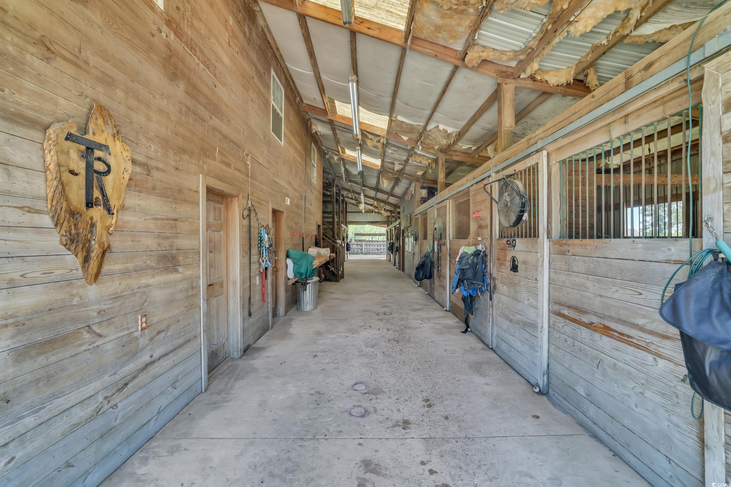 6200 Adrian Pkwy. Property Photo 5