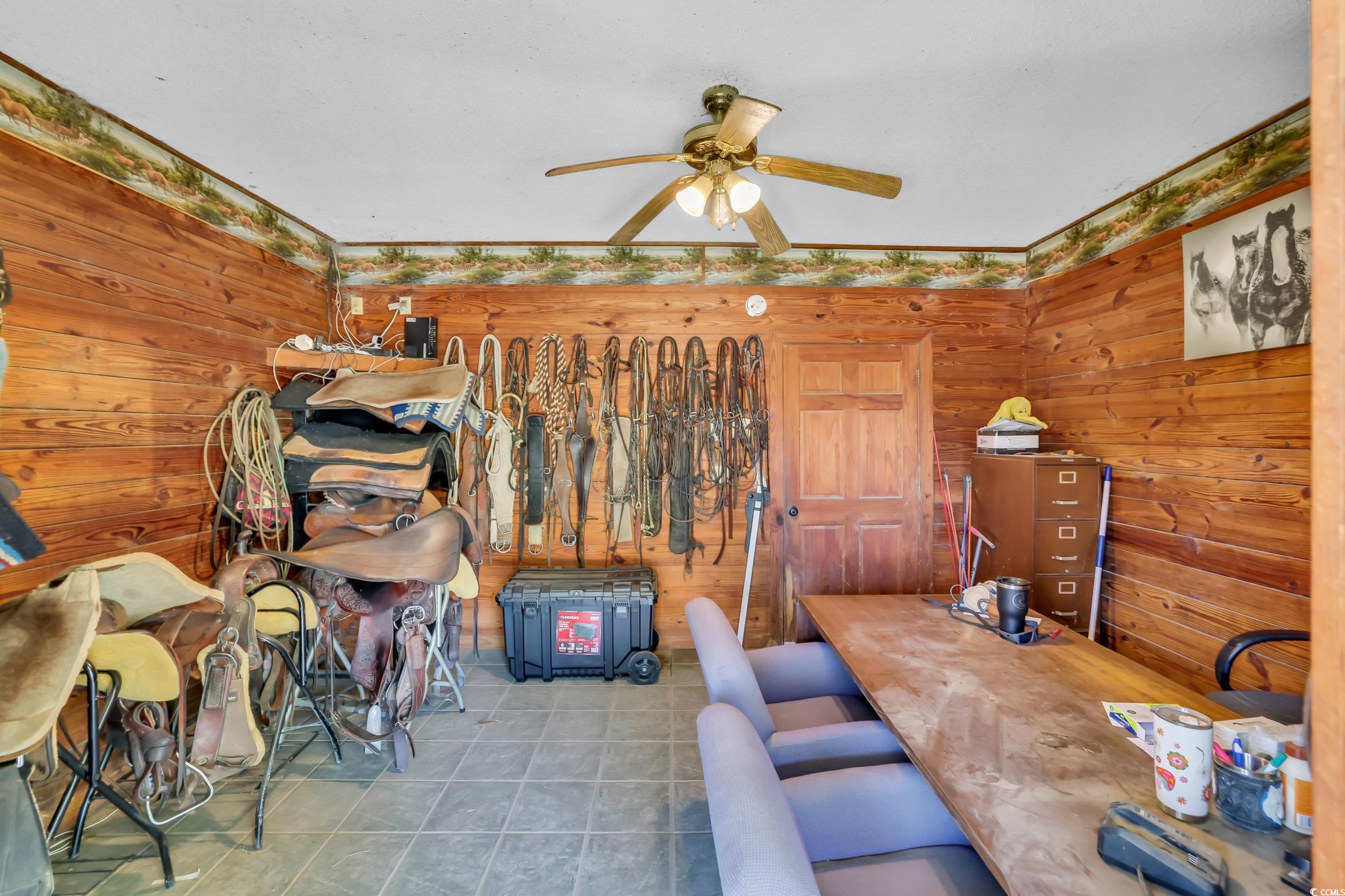 6200 Adrian Pkwy. Property Photo 9