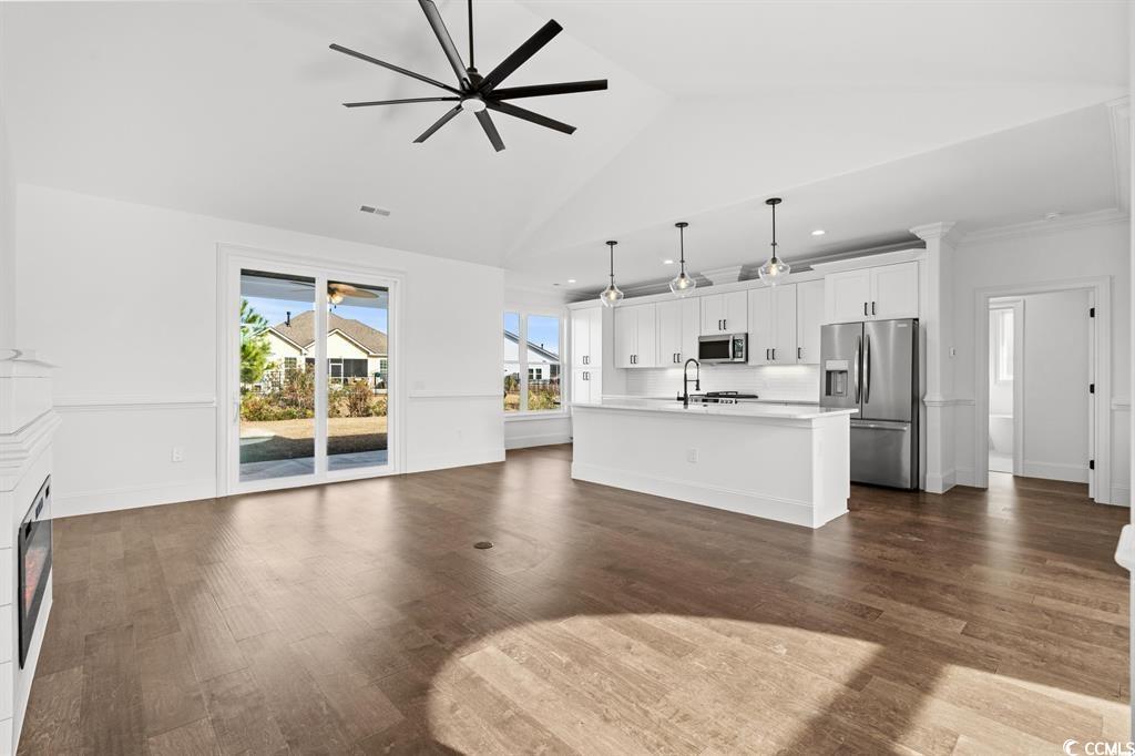 163 Sago Palm Dr. Property Photo 11