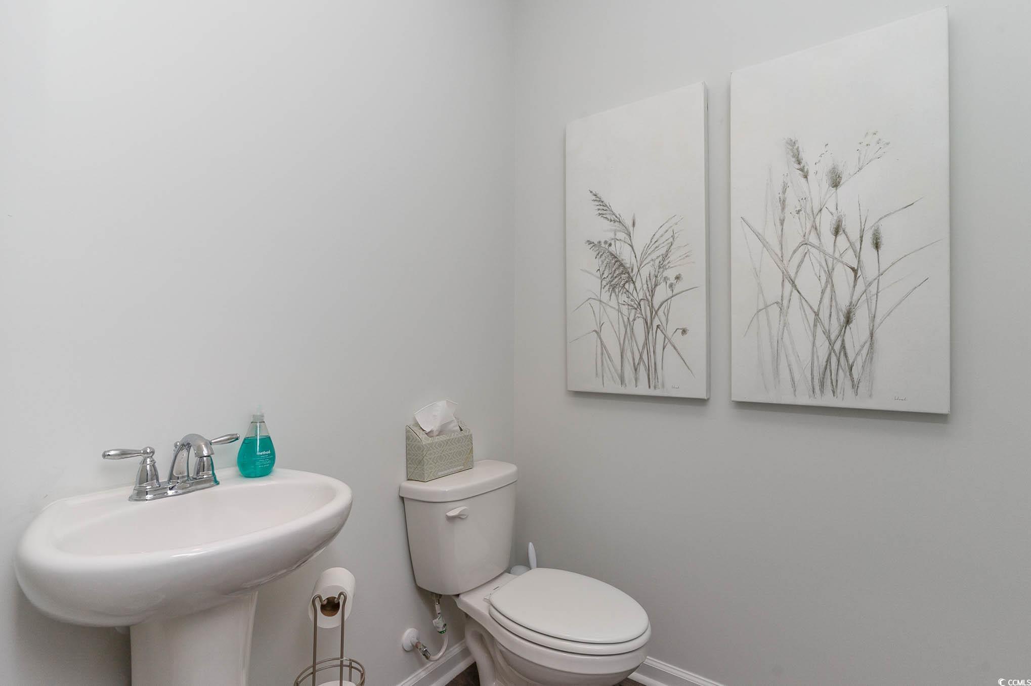 6027 Forest Dell Ct Property Photo 5