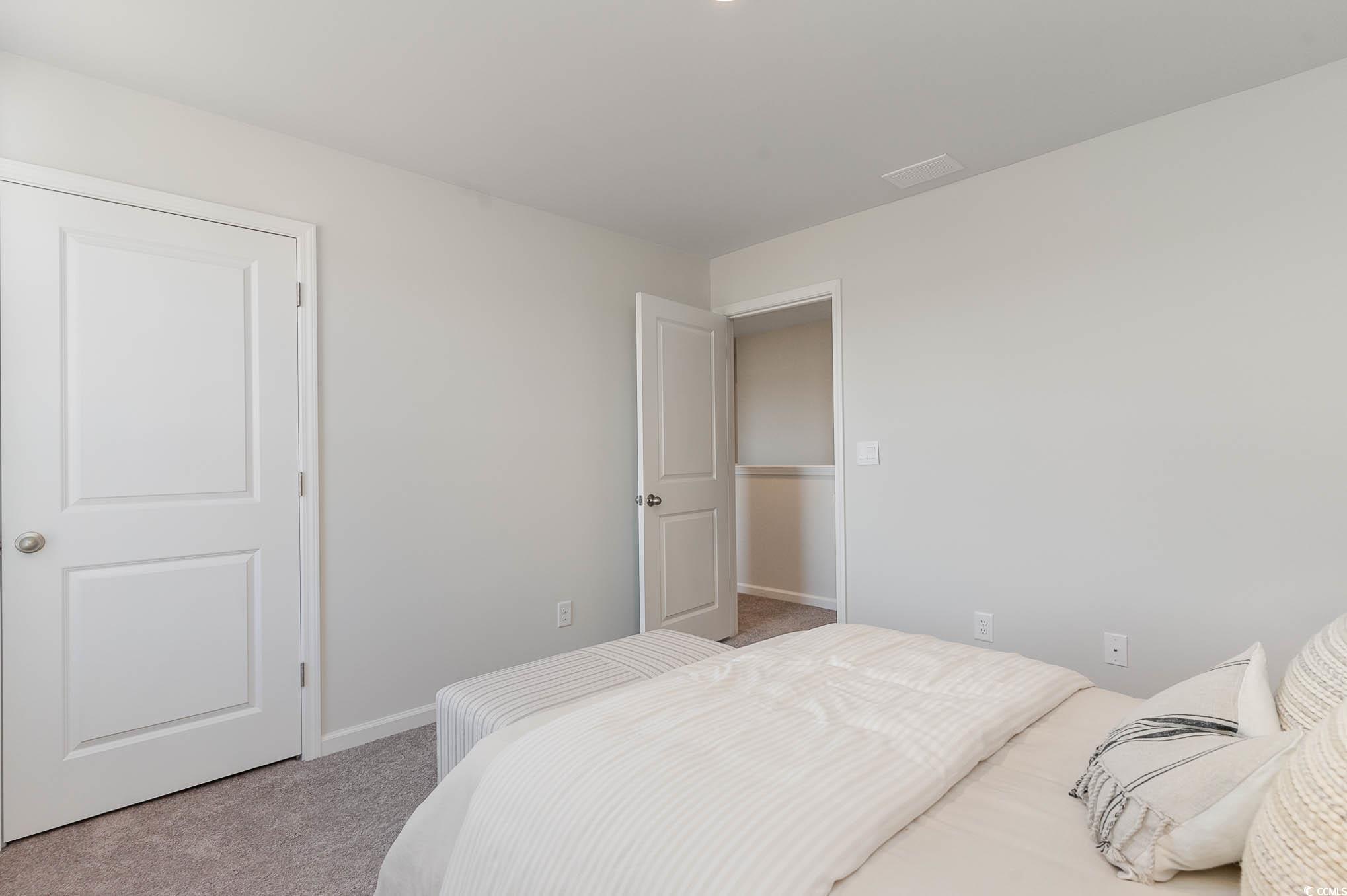6027 Forest Dell Ct Property Photo 26
