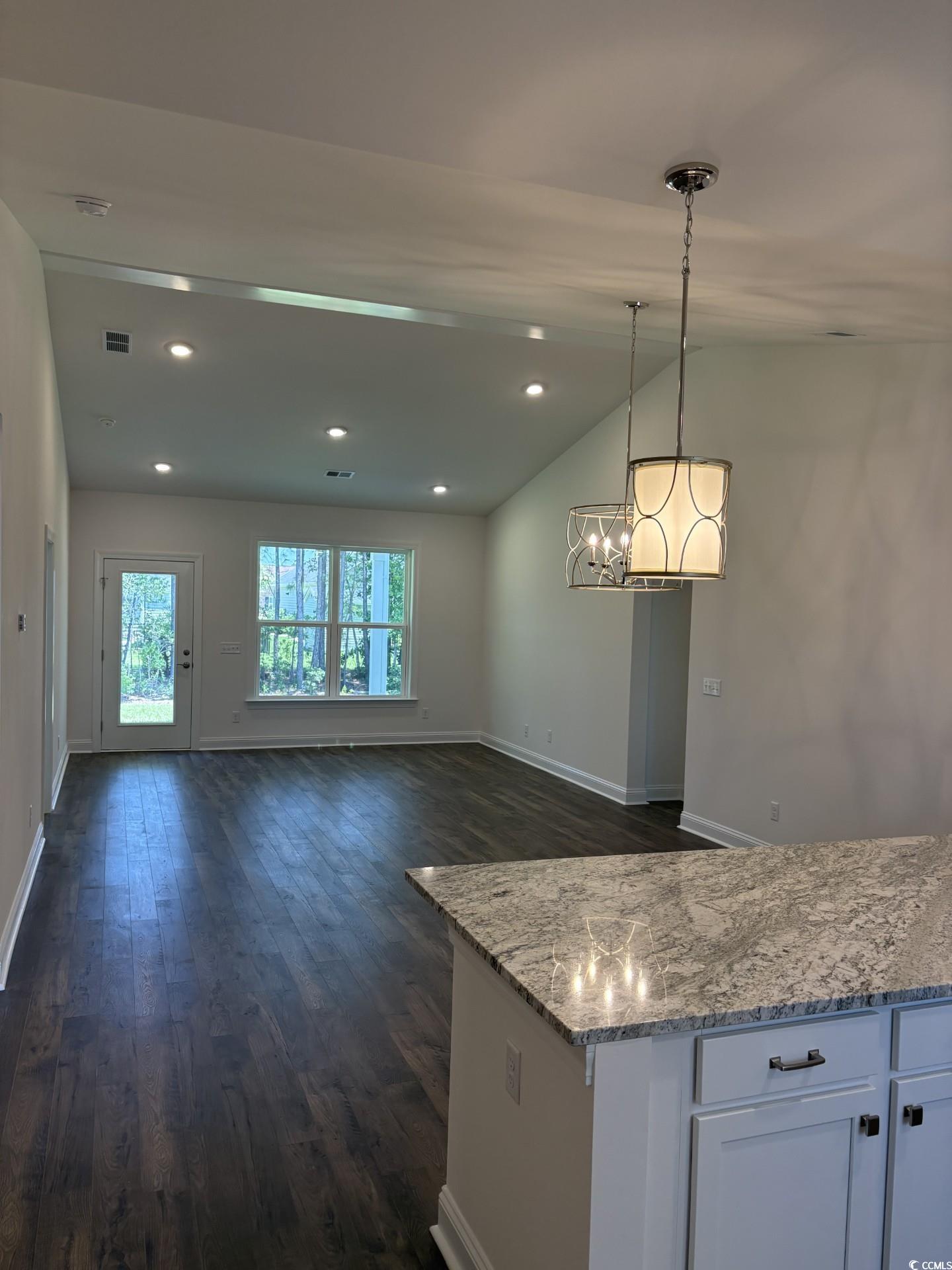 187 Glengrove Lane Property Photo 2