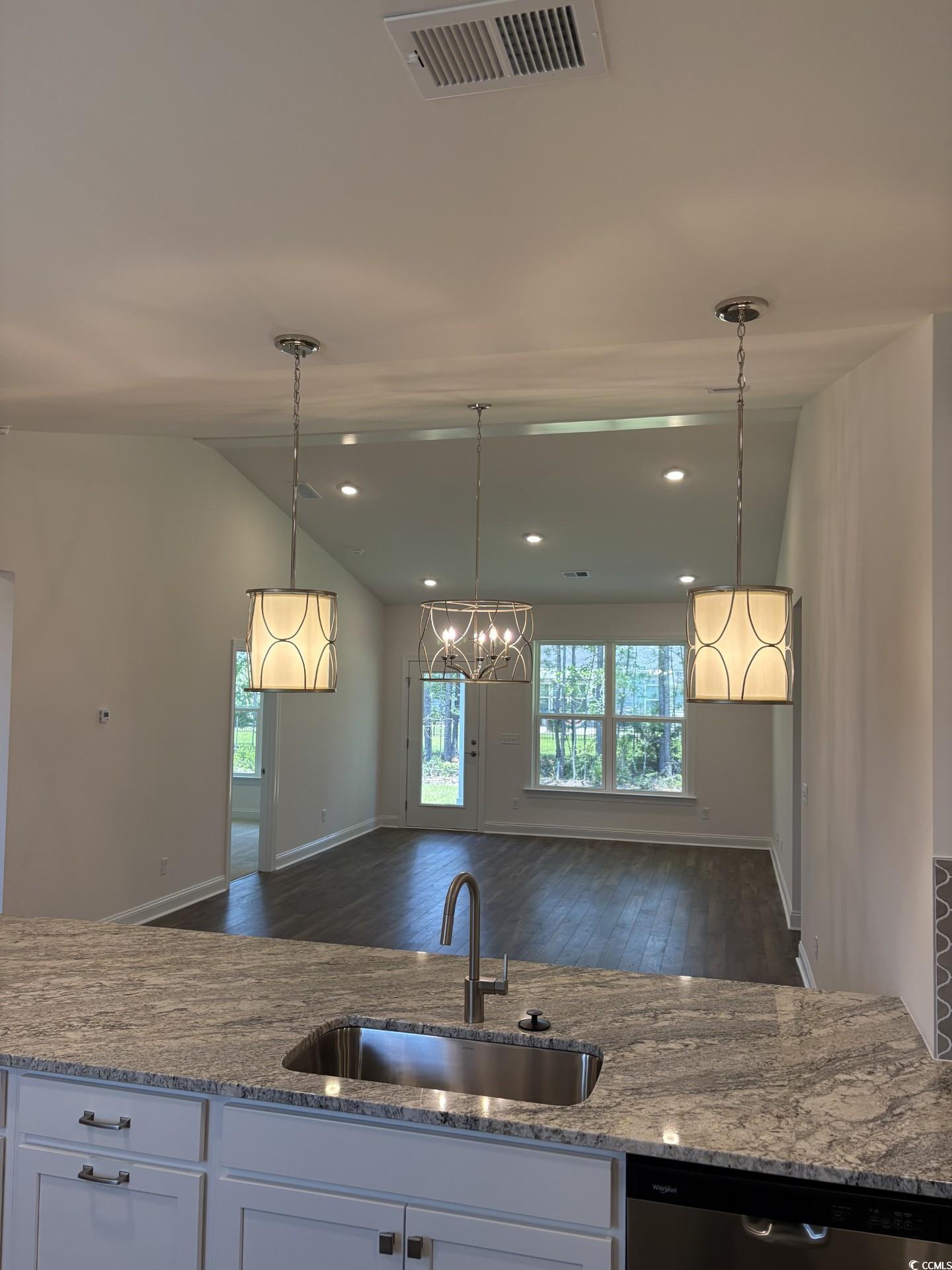 187 Glengrove Lane Property Photo 8