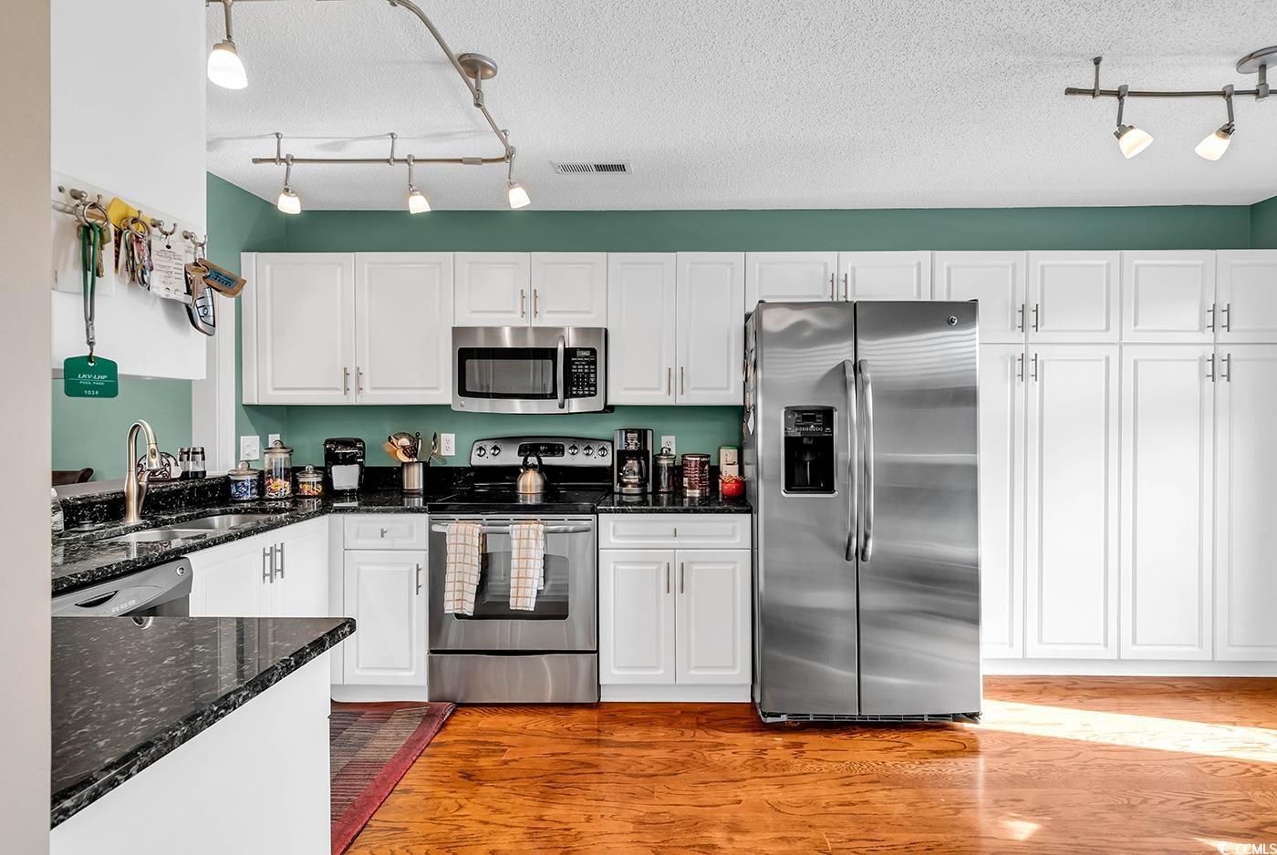 4755 Lightkeepers Way Property Photo 3