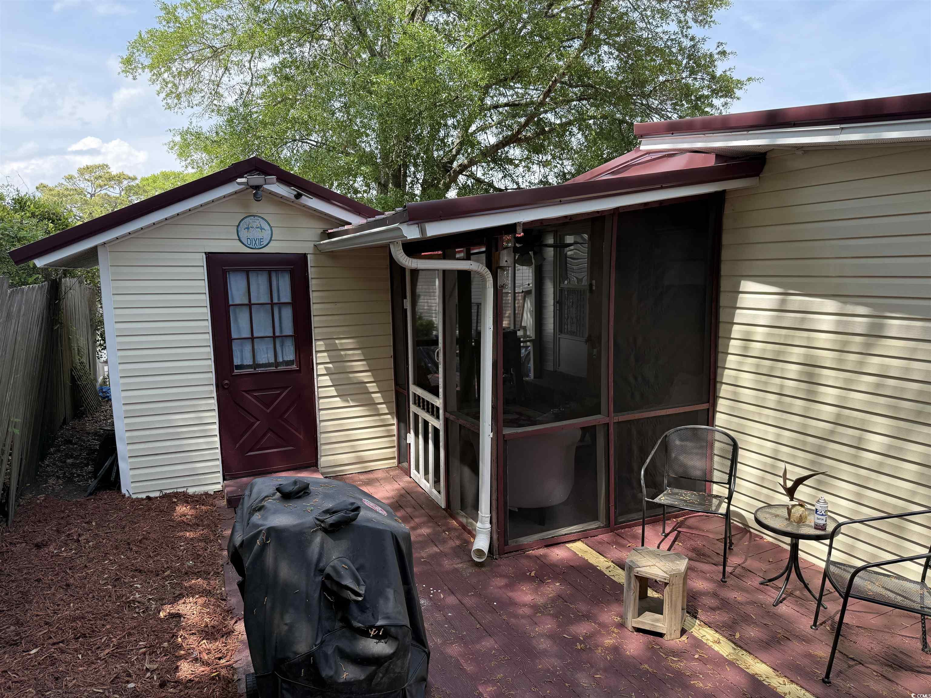 246 Comanche Dr. Property Photo 19