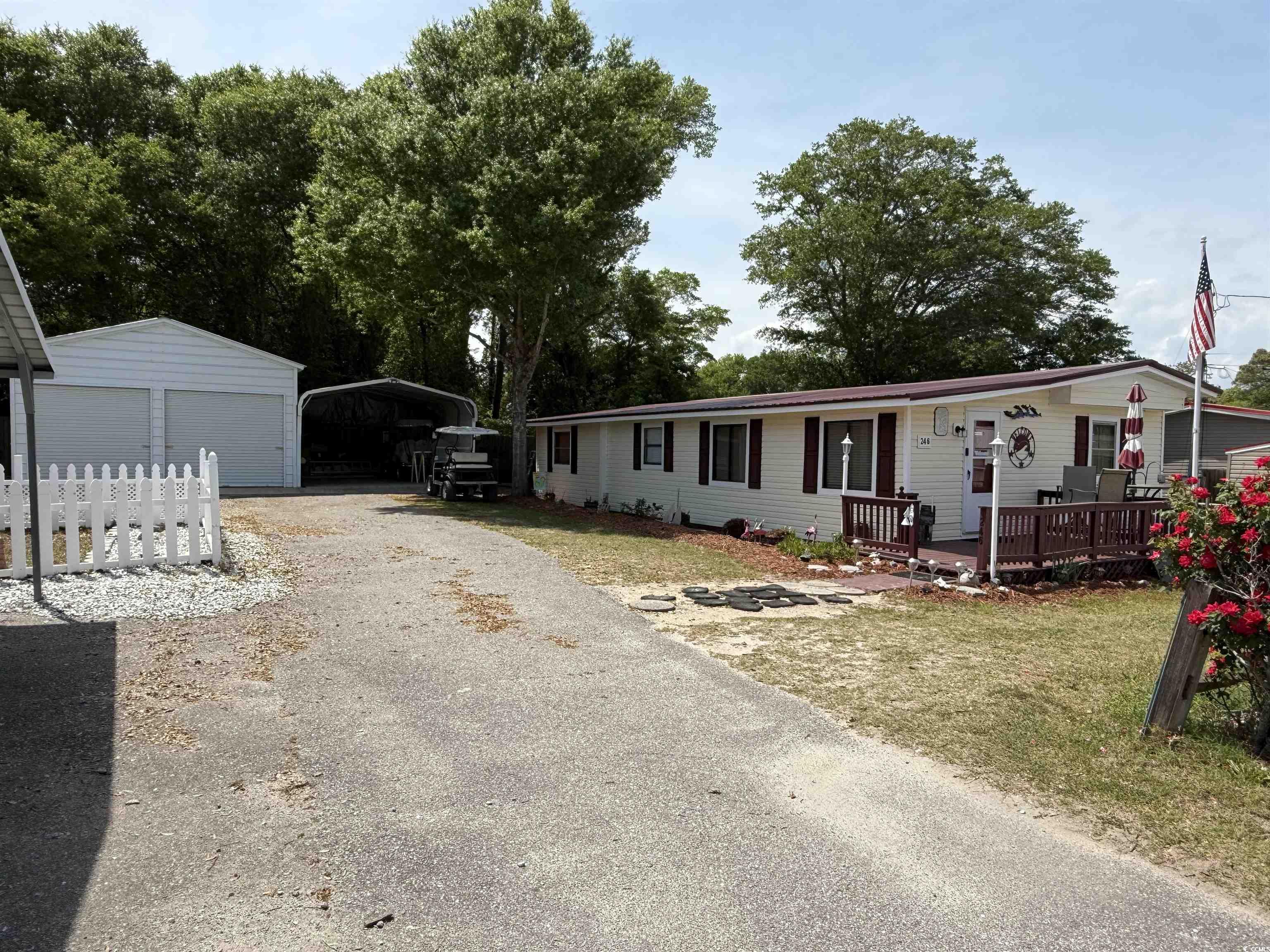 246 Comanche Dr. Property Photo 29