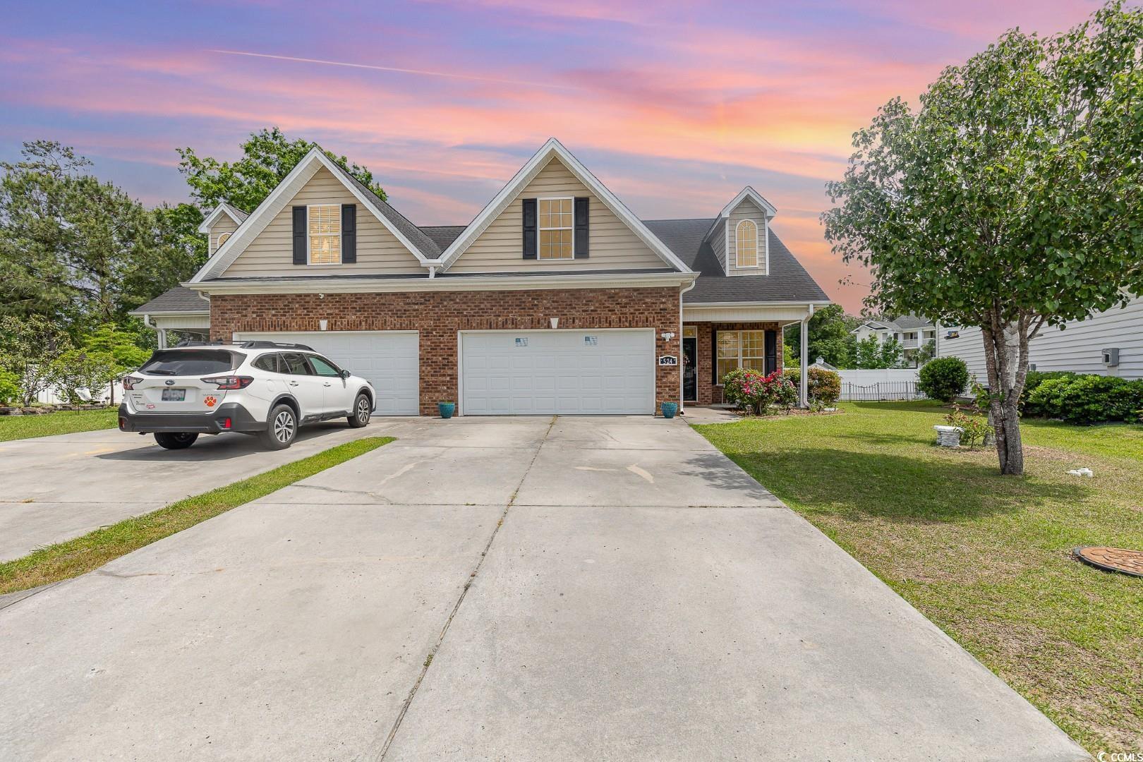 524 Cottage Oaks Circle