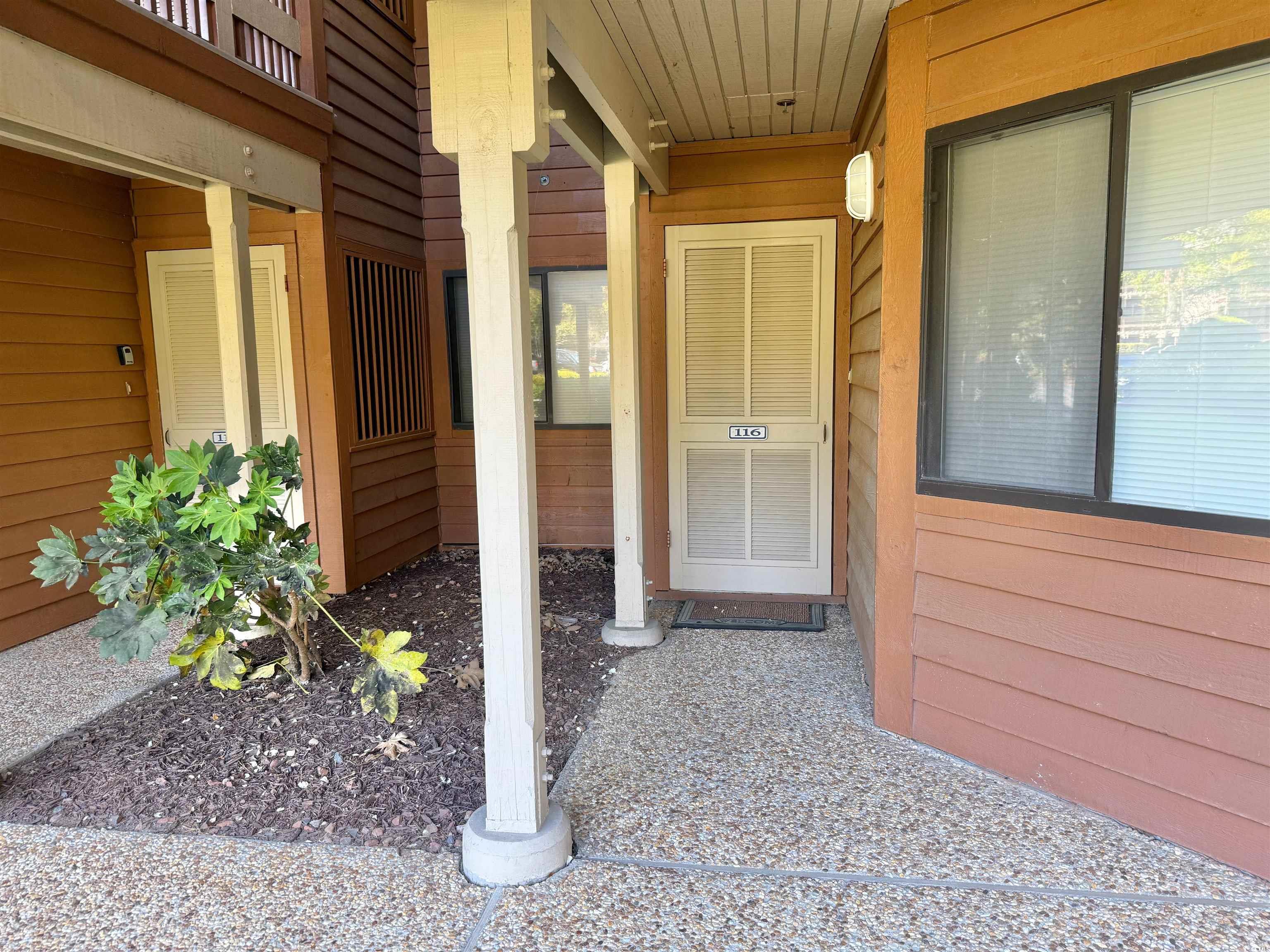 180 Rothbury Circle Property Photo 2