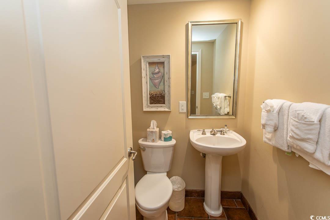 100 North Beach Blvd. Property Photo 4