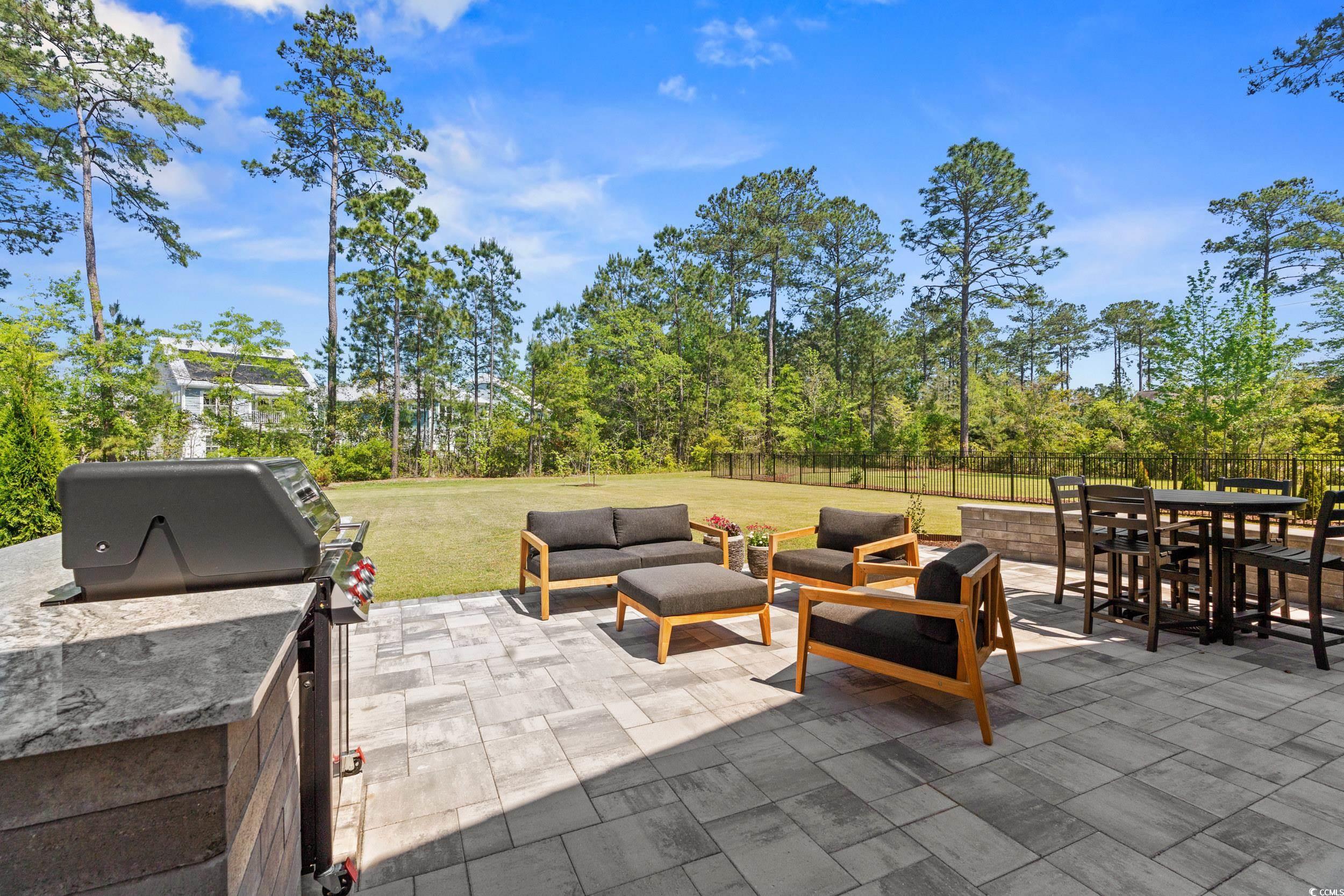 211 Blackwater Dr. Property Photo 29