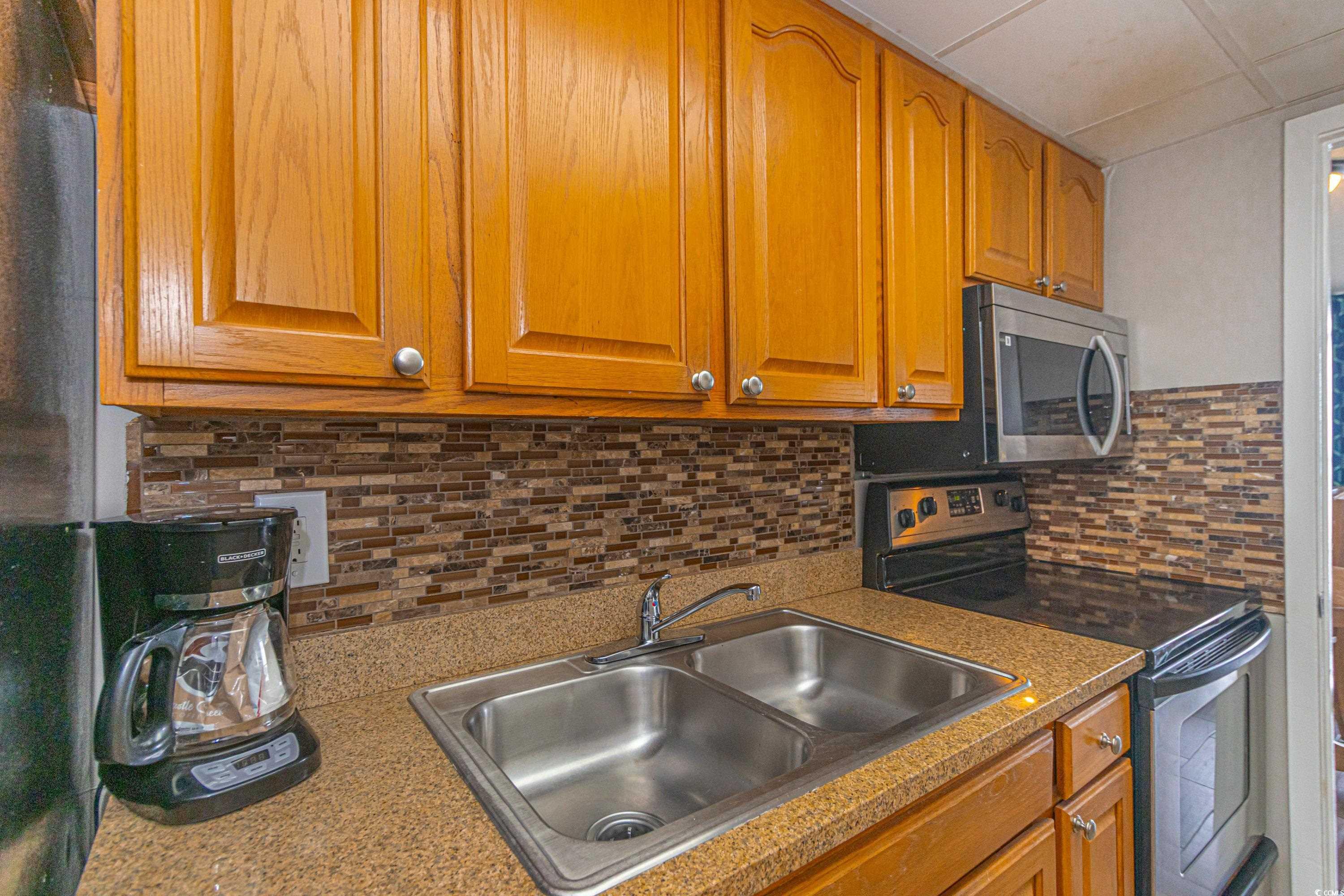 6804 N Ocean Blvd. Property Photo 17