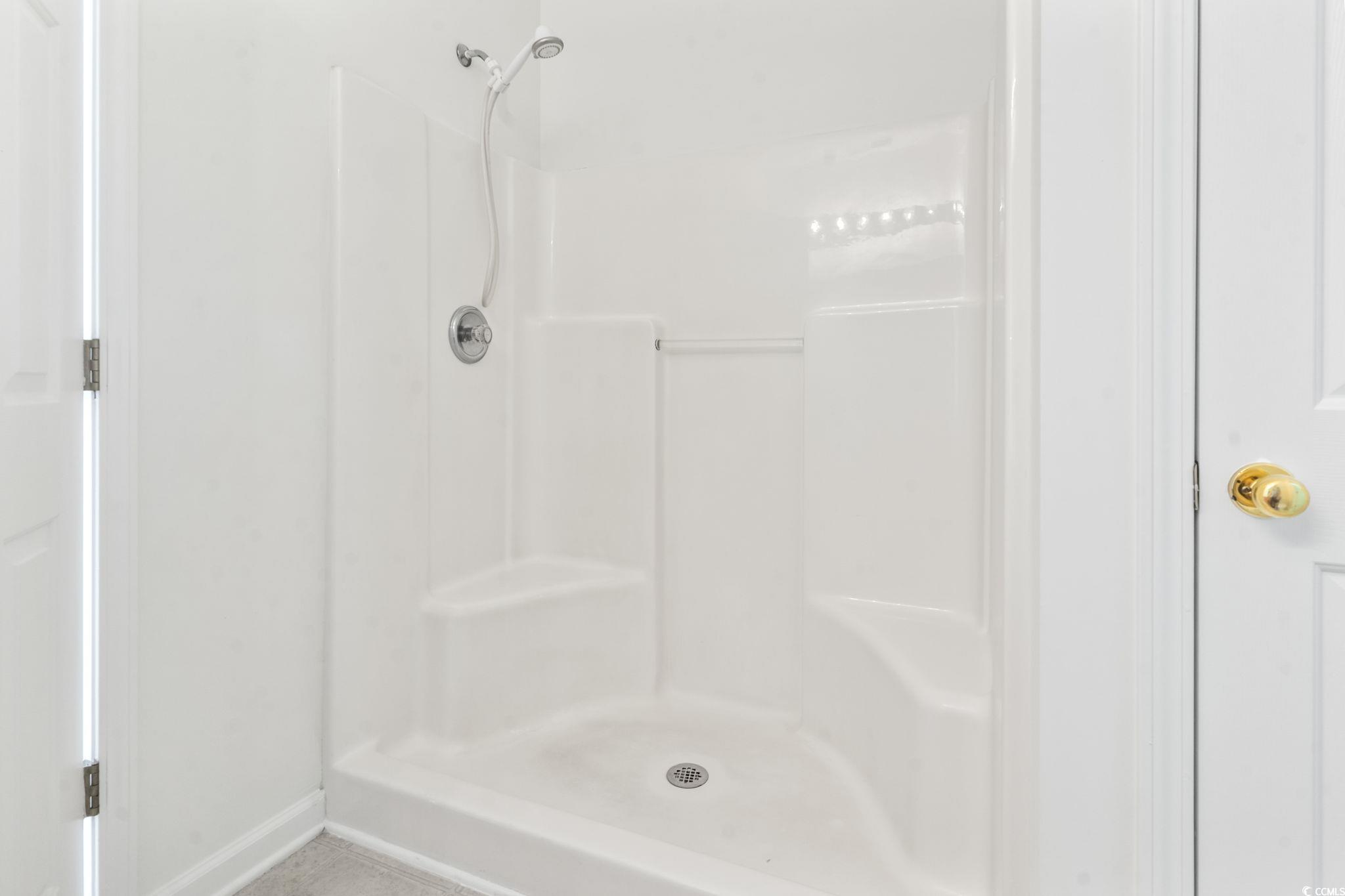 160 Chenoa Dr. Property Photo 27