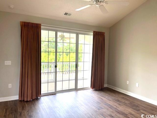 5825 Catalina Dr. Property Photo 4