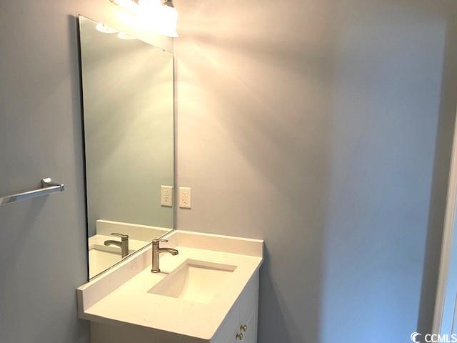 5825 Catalina Dr. Property Photo 15