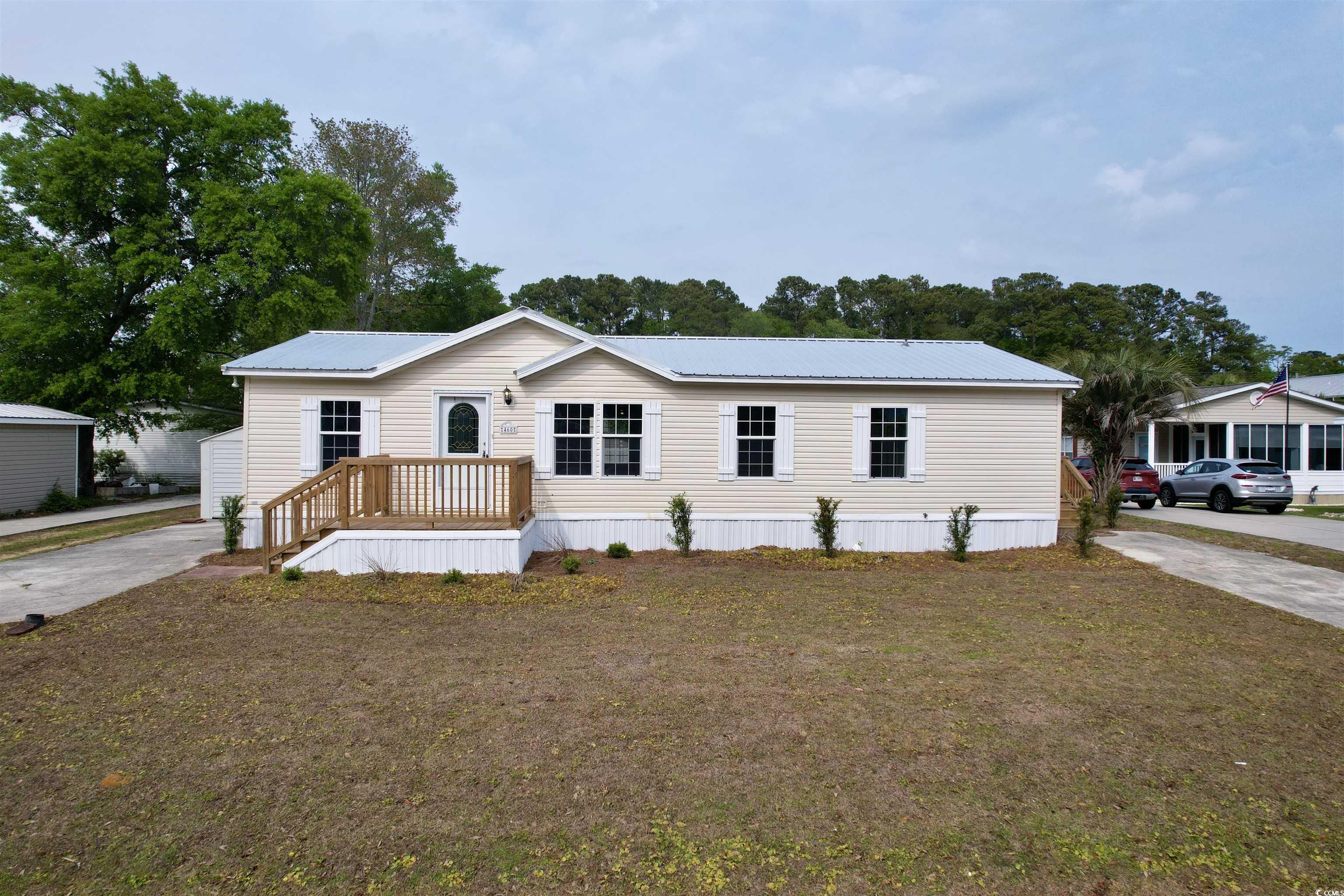 460 Oak Ave. Property Photo