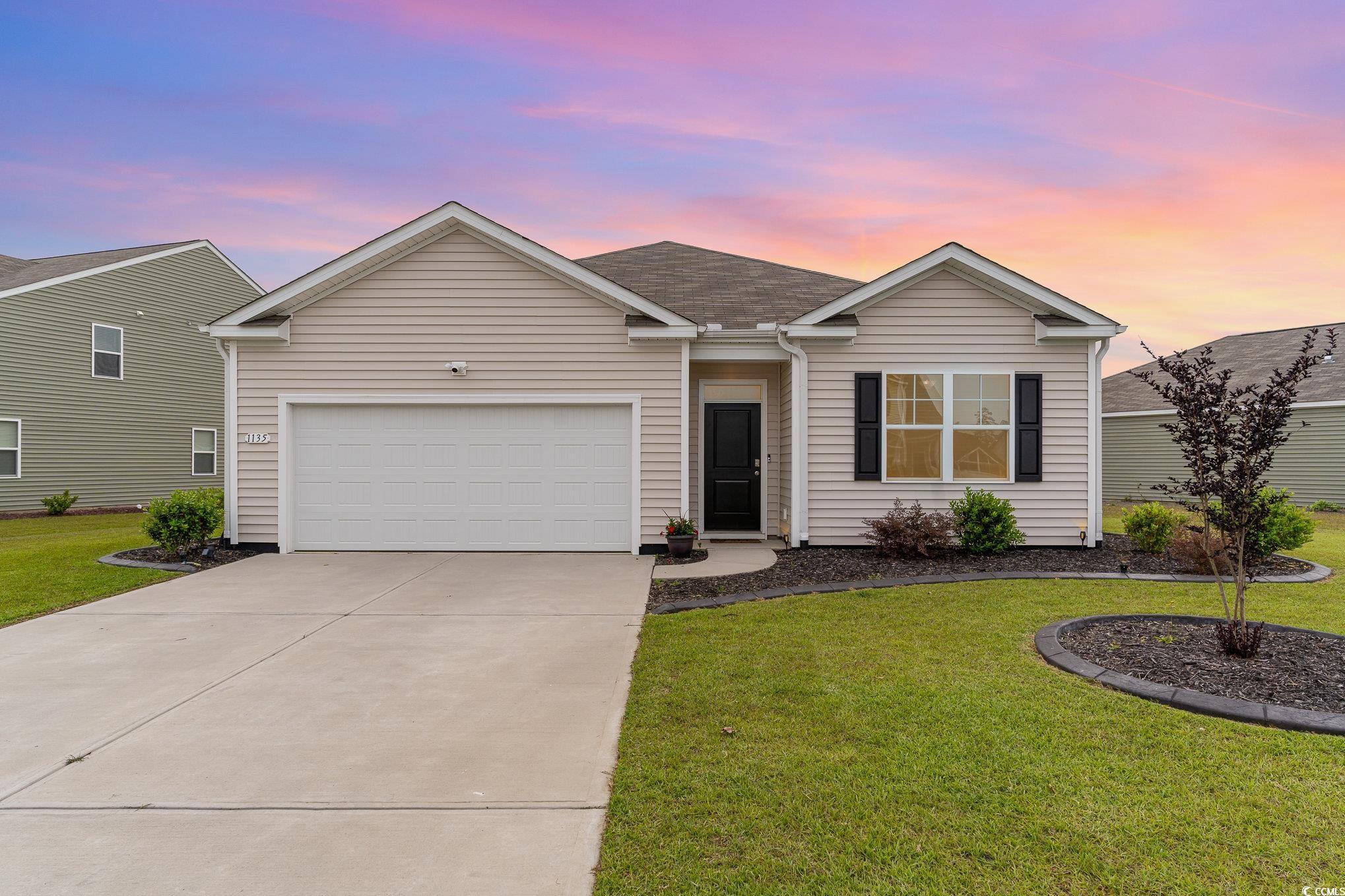 1135 Sennema Circle Property Photo 1