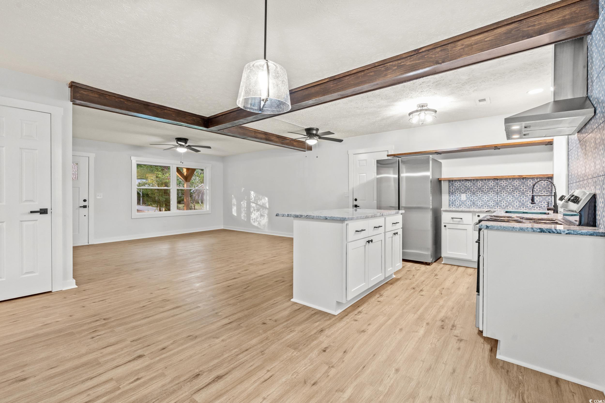 421 Villa Woods Dr. Property Photo 12