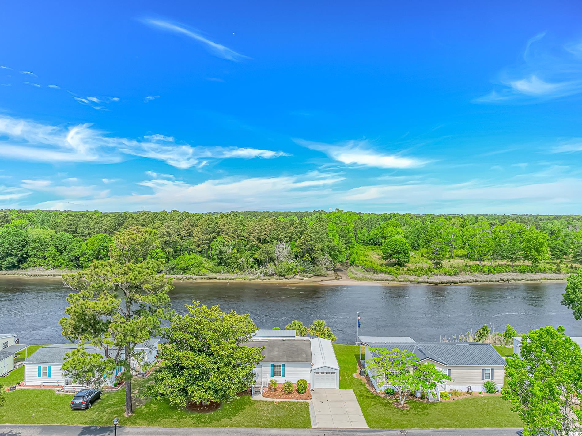 809 Waterway Dr. Property Photo 1