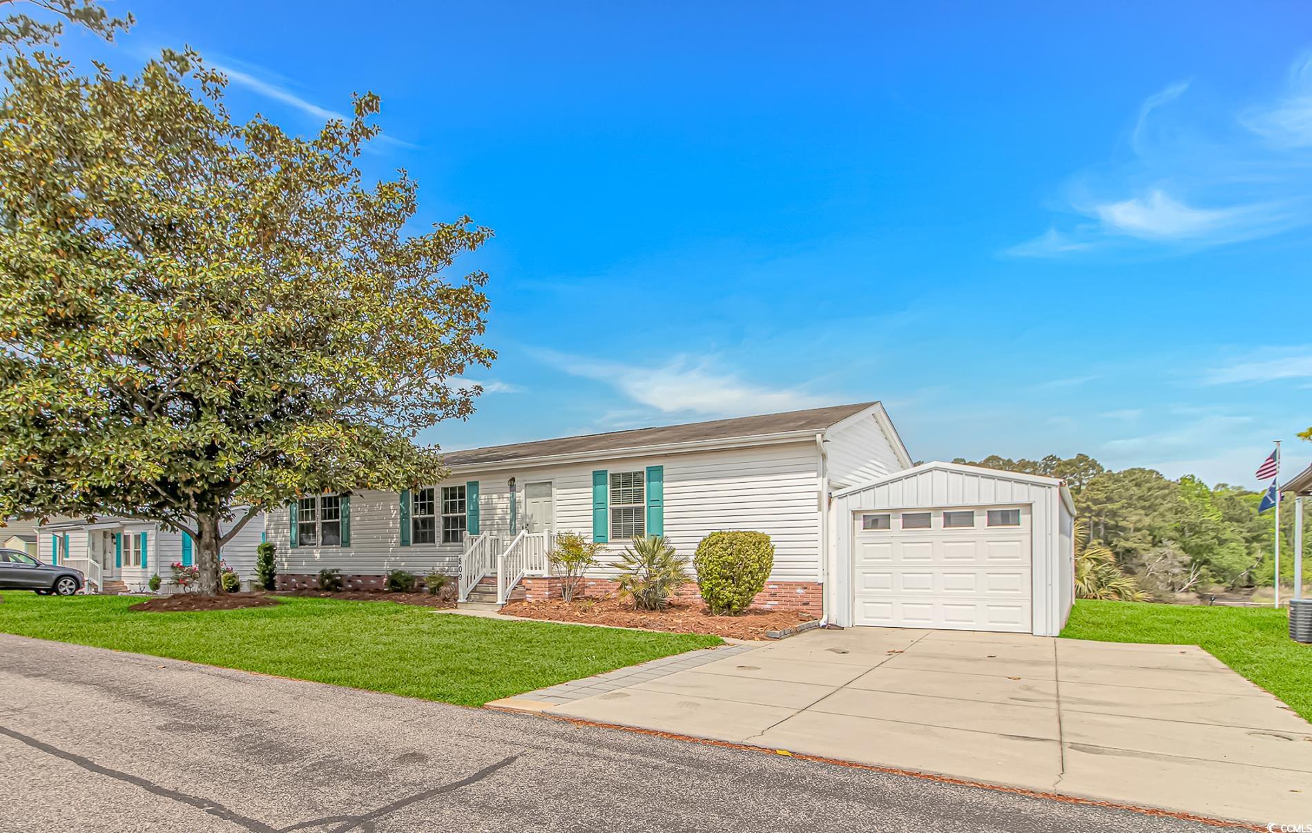 809 Waterway Dr. Property Photo 35