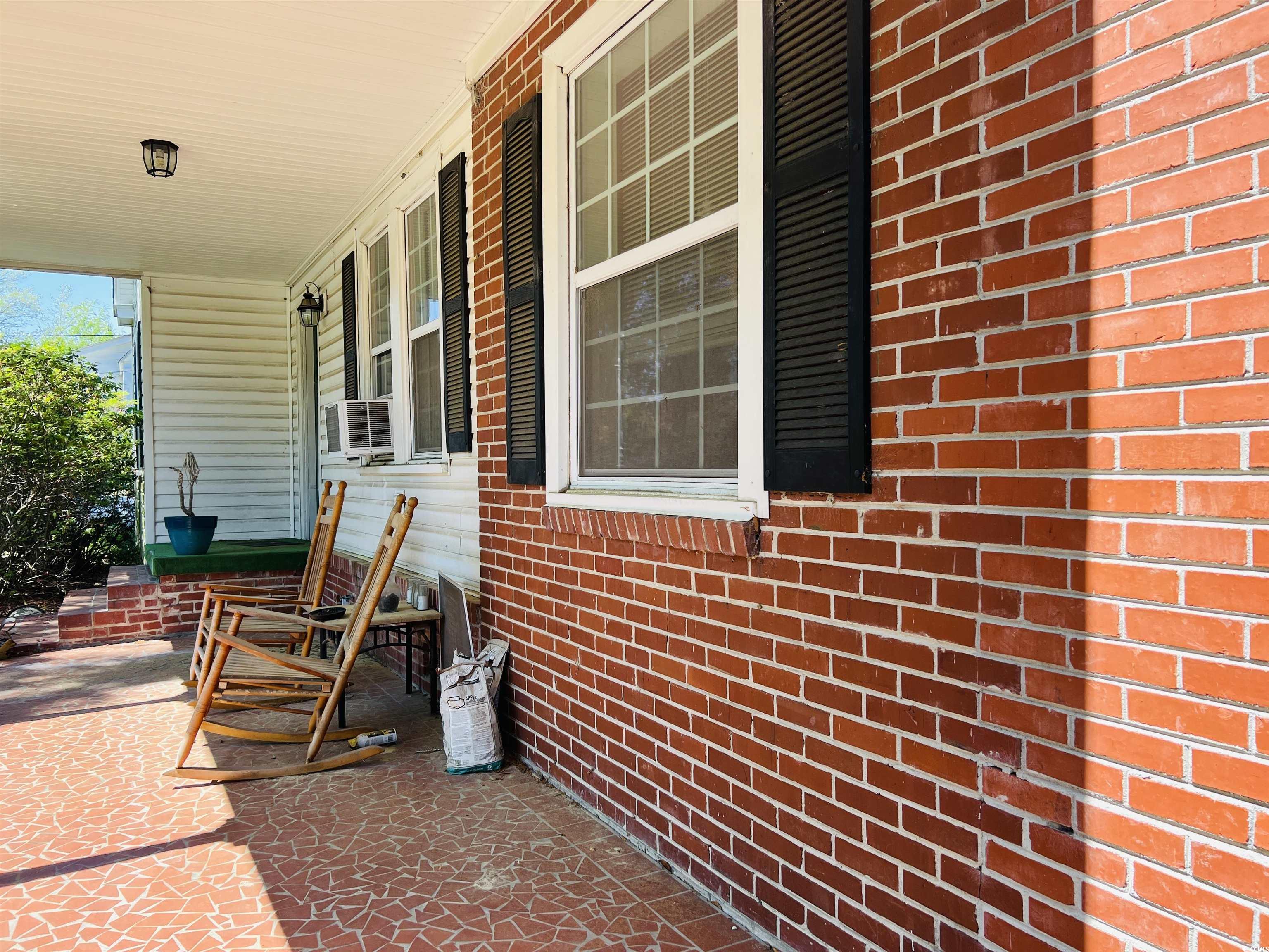 117 Cooper St. Property Photo 3